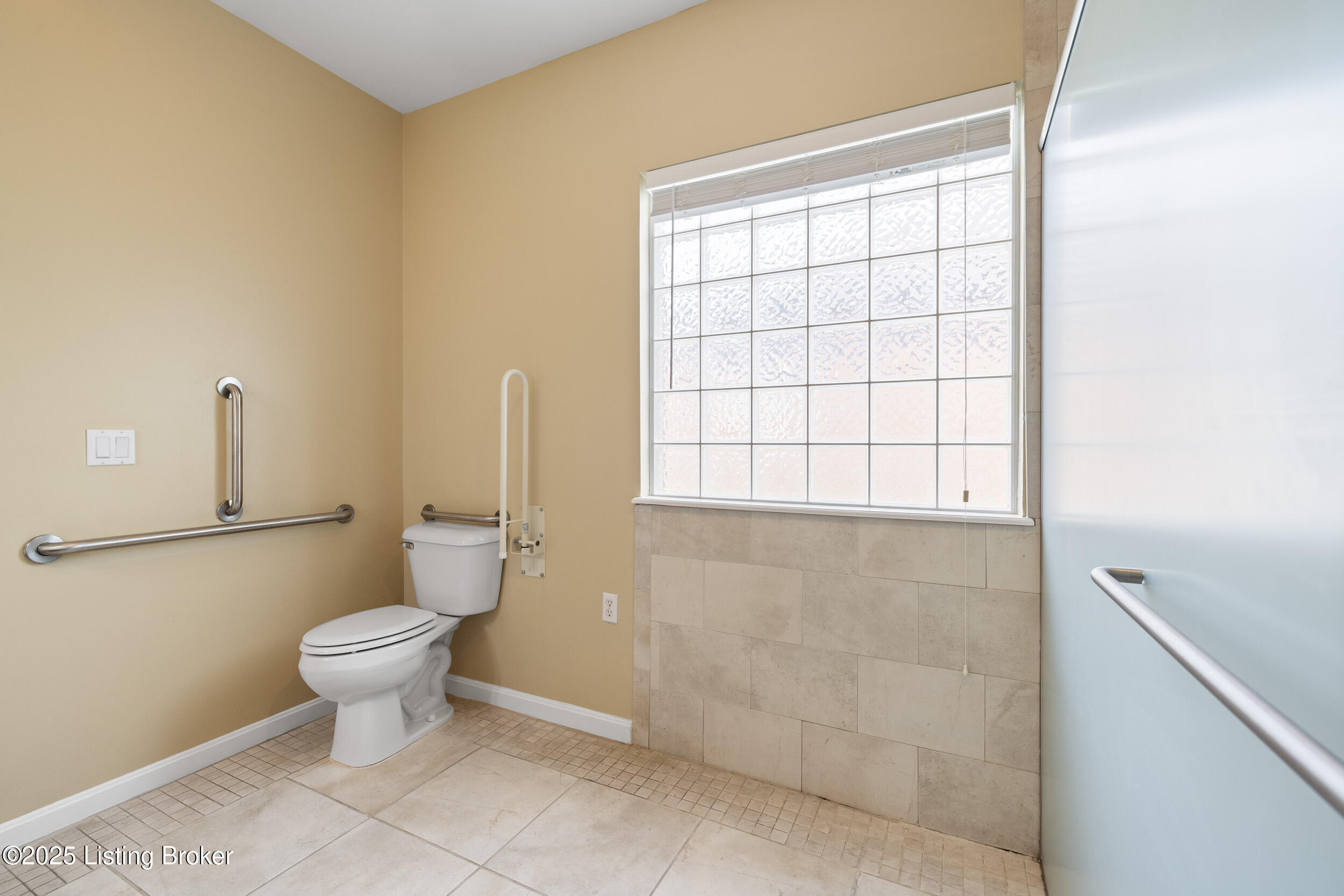 1309 Bent Willow Ln Property Photo 16