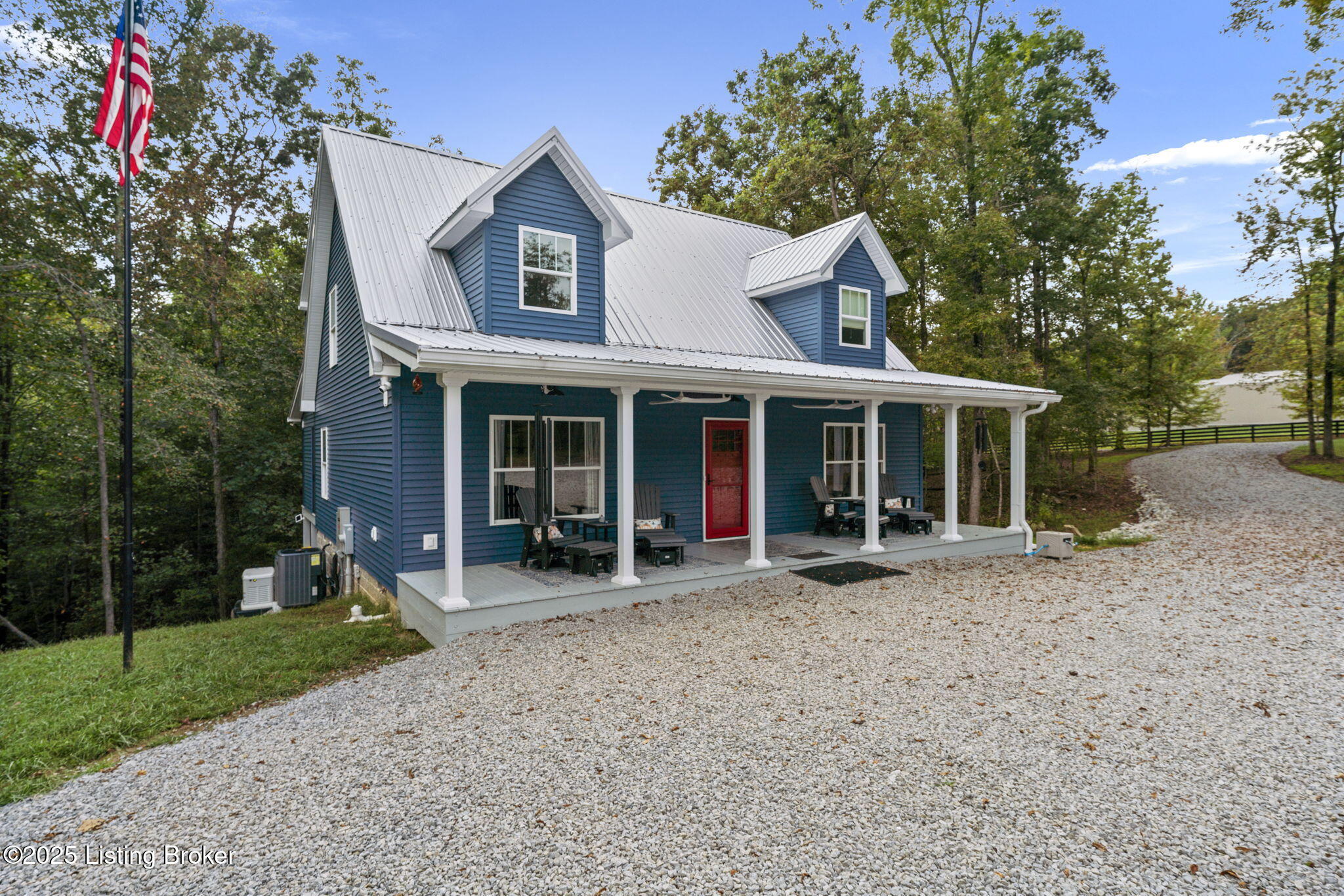 30 Tulip Poplar Ln Property Photo 3