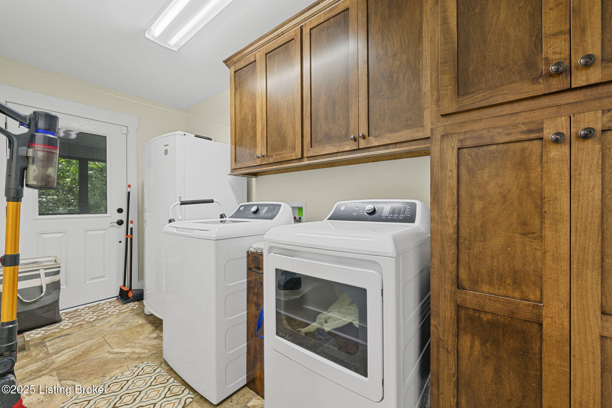 30 Tulip Poplar Ln Property Photo 22