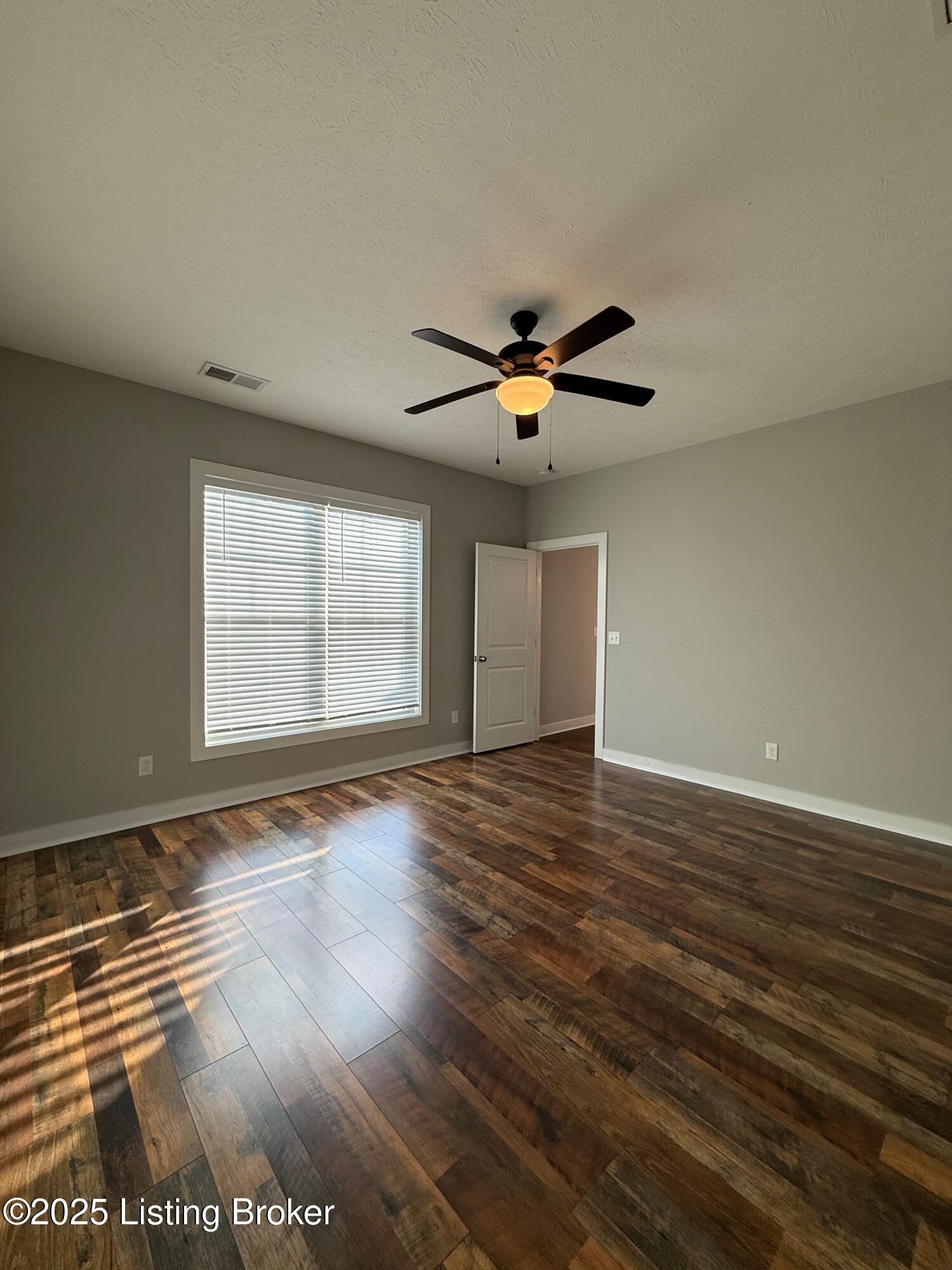 858 Star Ave Property Photo 13