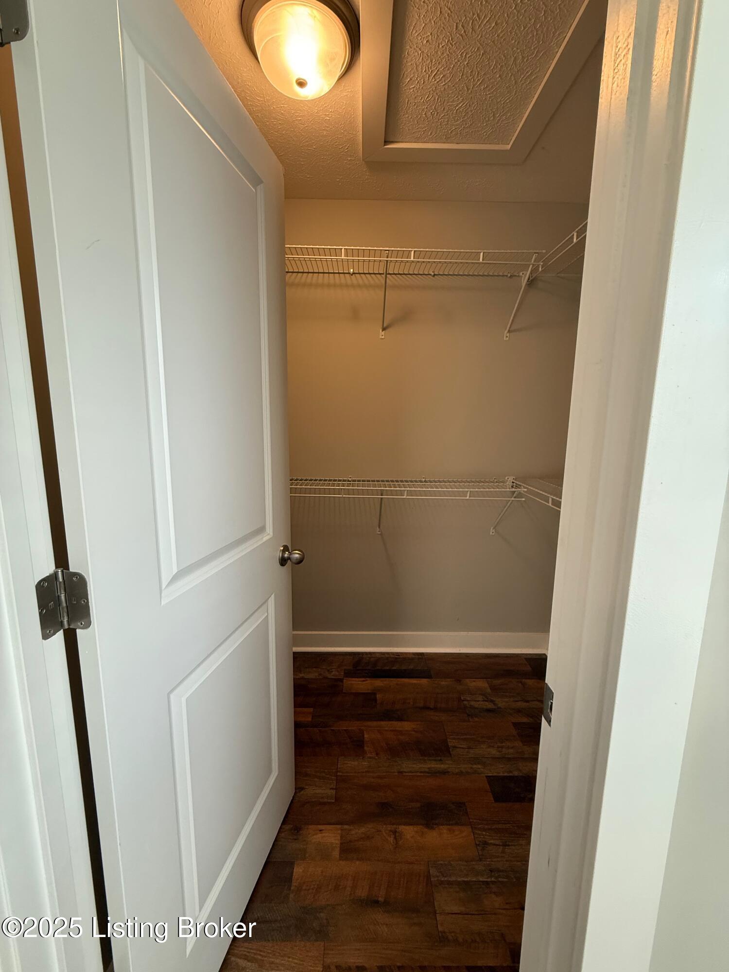 858 Star Ave Property Photo 24