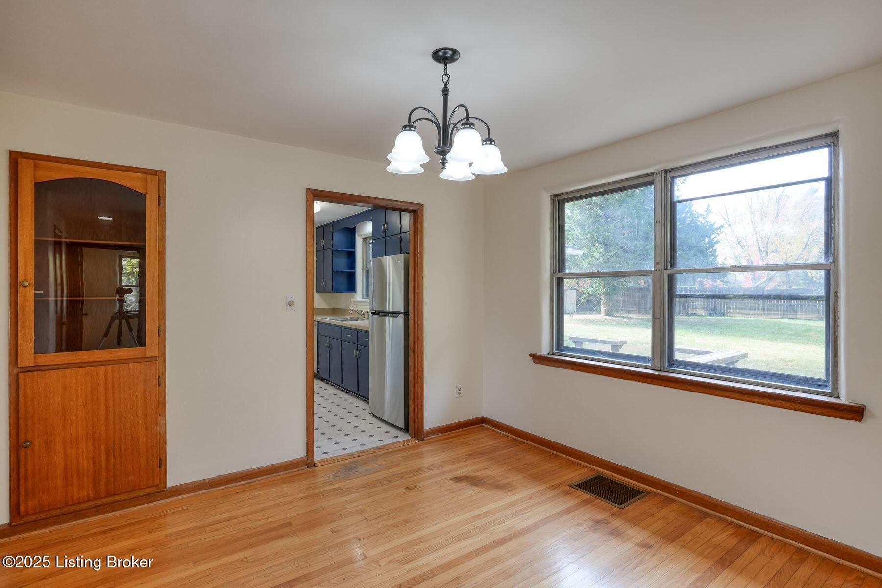 4410 Old Springdale Rd Property Photo 14