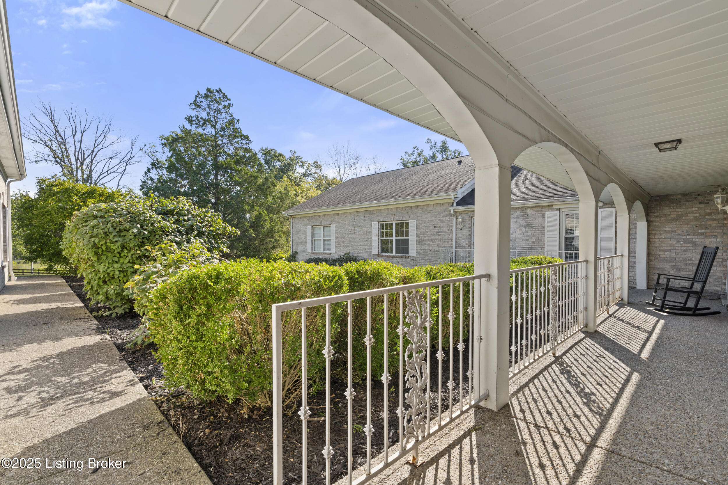 2210 Tucker Station Rd Property Photo 6