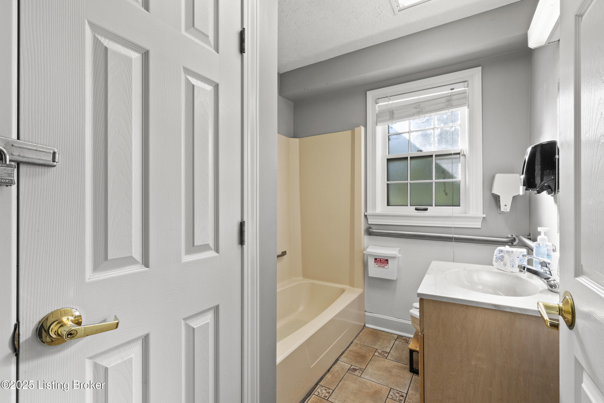 2210 Tucker Station Rd Property Photo 52