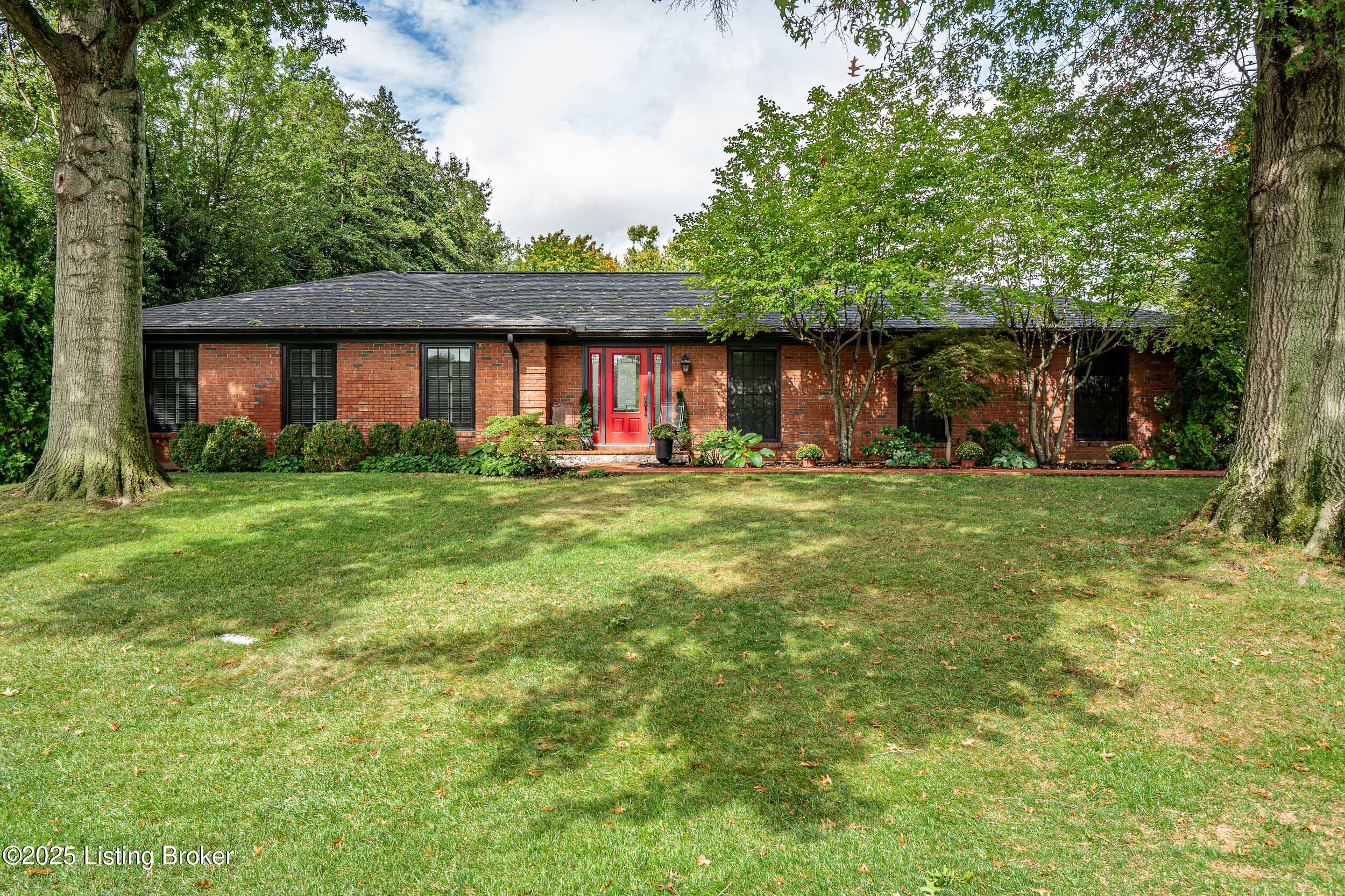 8303 Dinah Way Property Photo 1