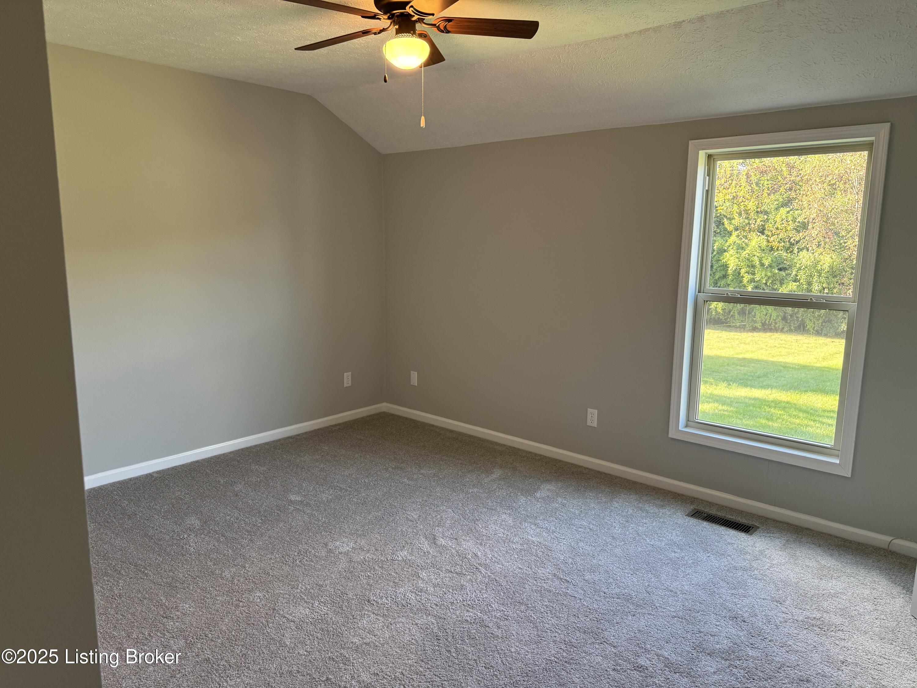 1220 Shepard Way Property Photo 13