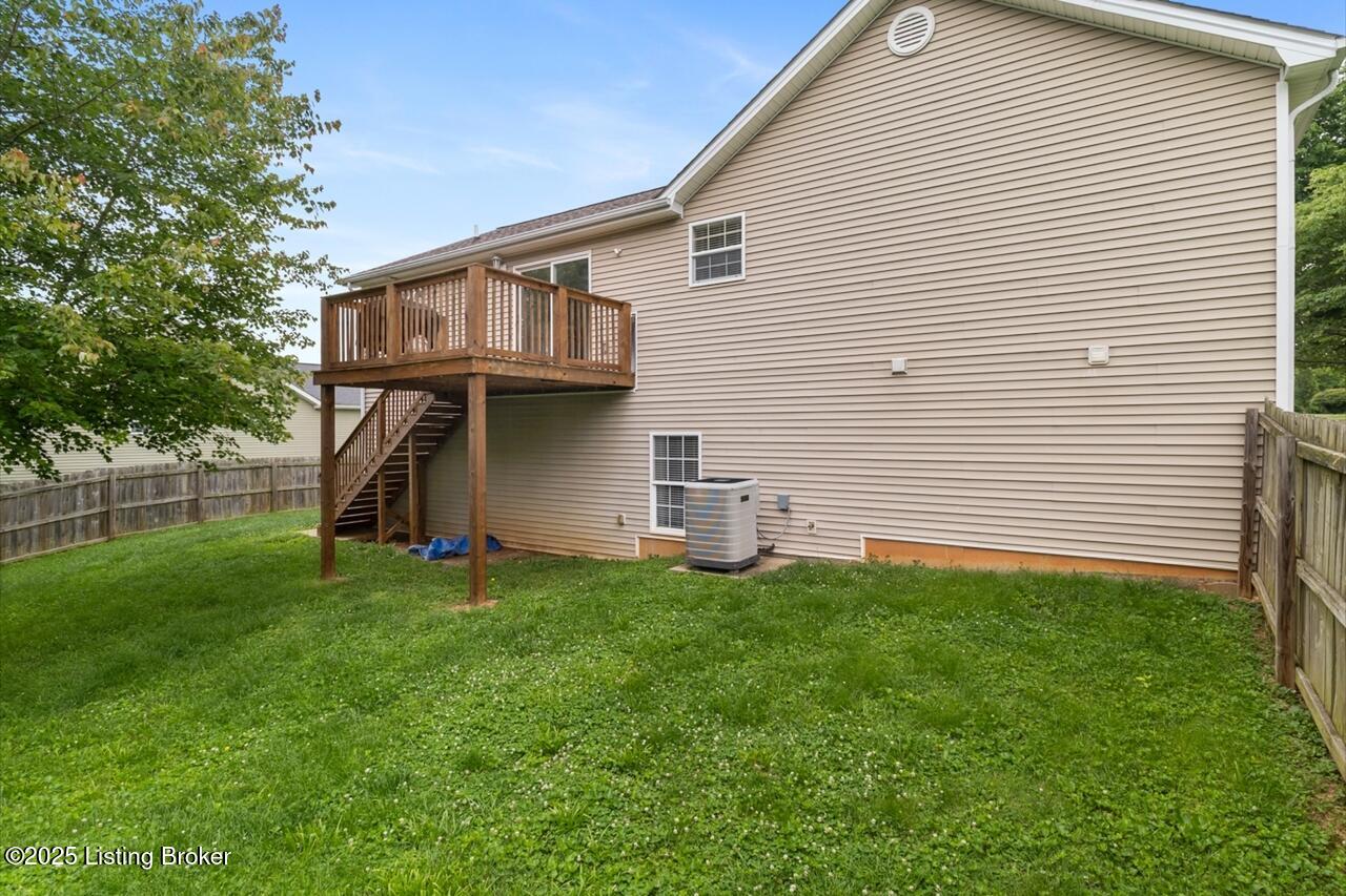 1421 W Elm Rd Property Photo 32