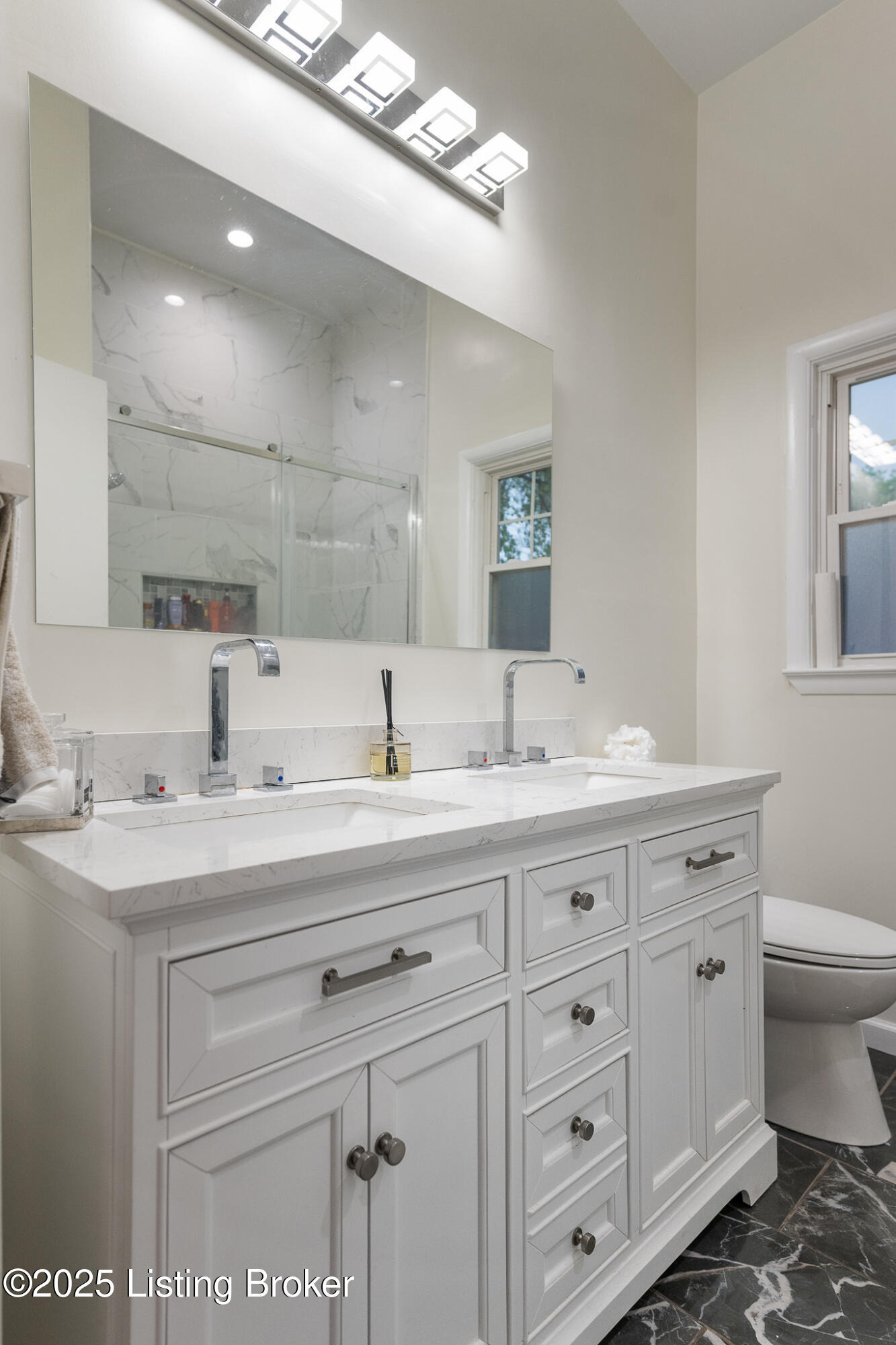 3525 Capri Dr Property Photo 16