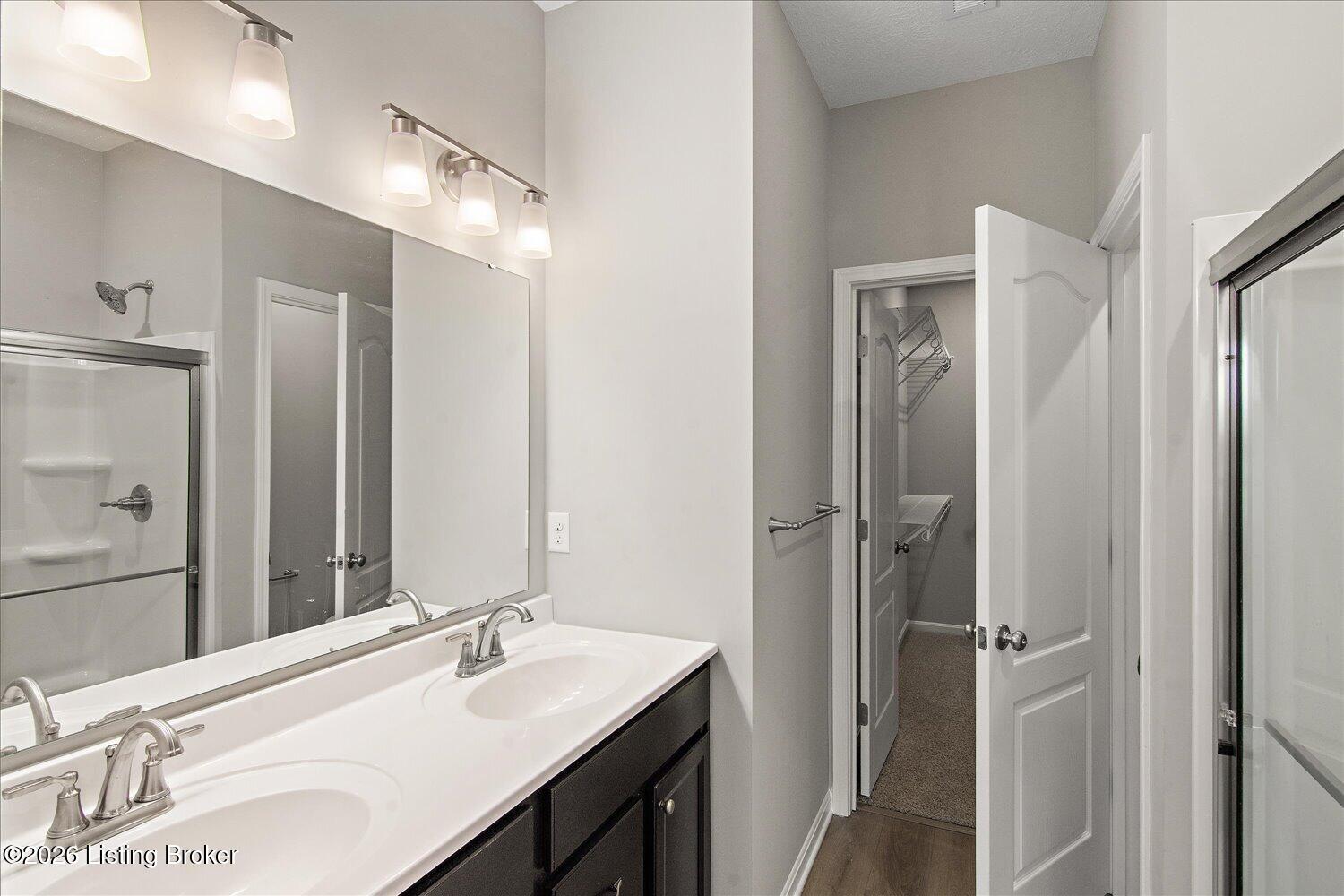 301 Harvest Pt Way 224-b Property Photo 12