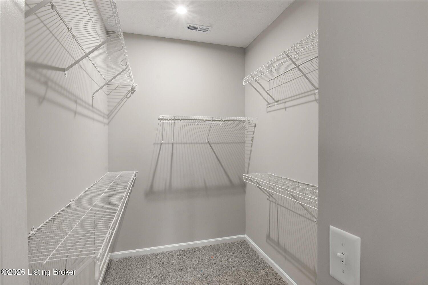 301 Harvest Pt Way 224-b Property Photo 13