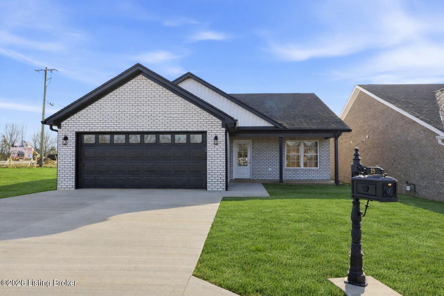 15 Paislynne Ct Property Photo 1