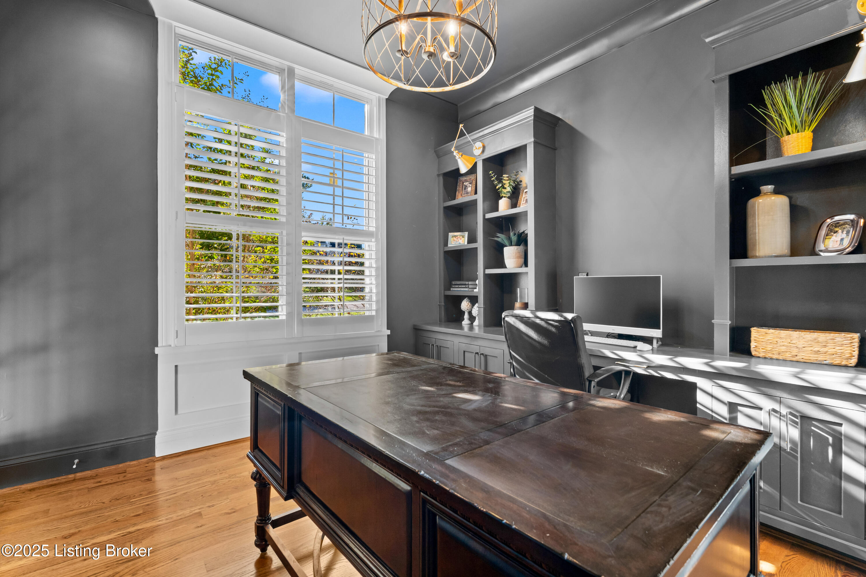 19010 Long Grove Way Property Photo 10