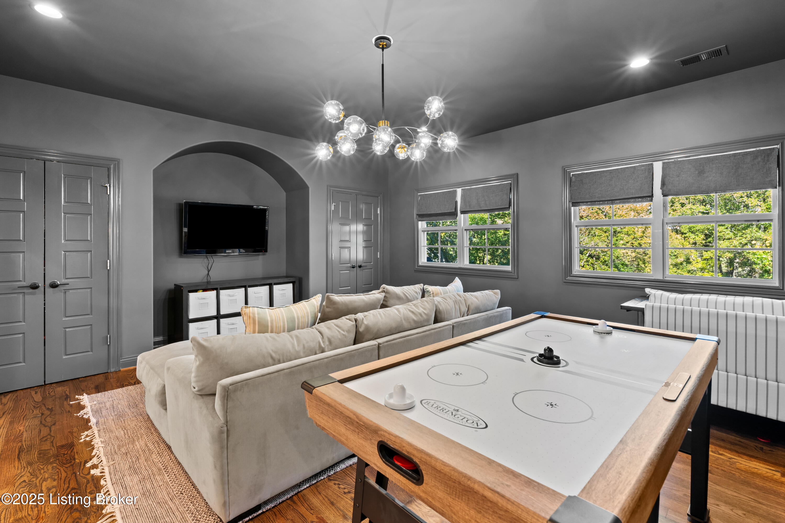19010 Long Grove Way Property Photo 43