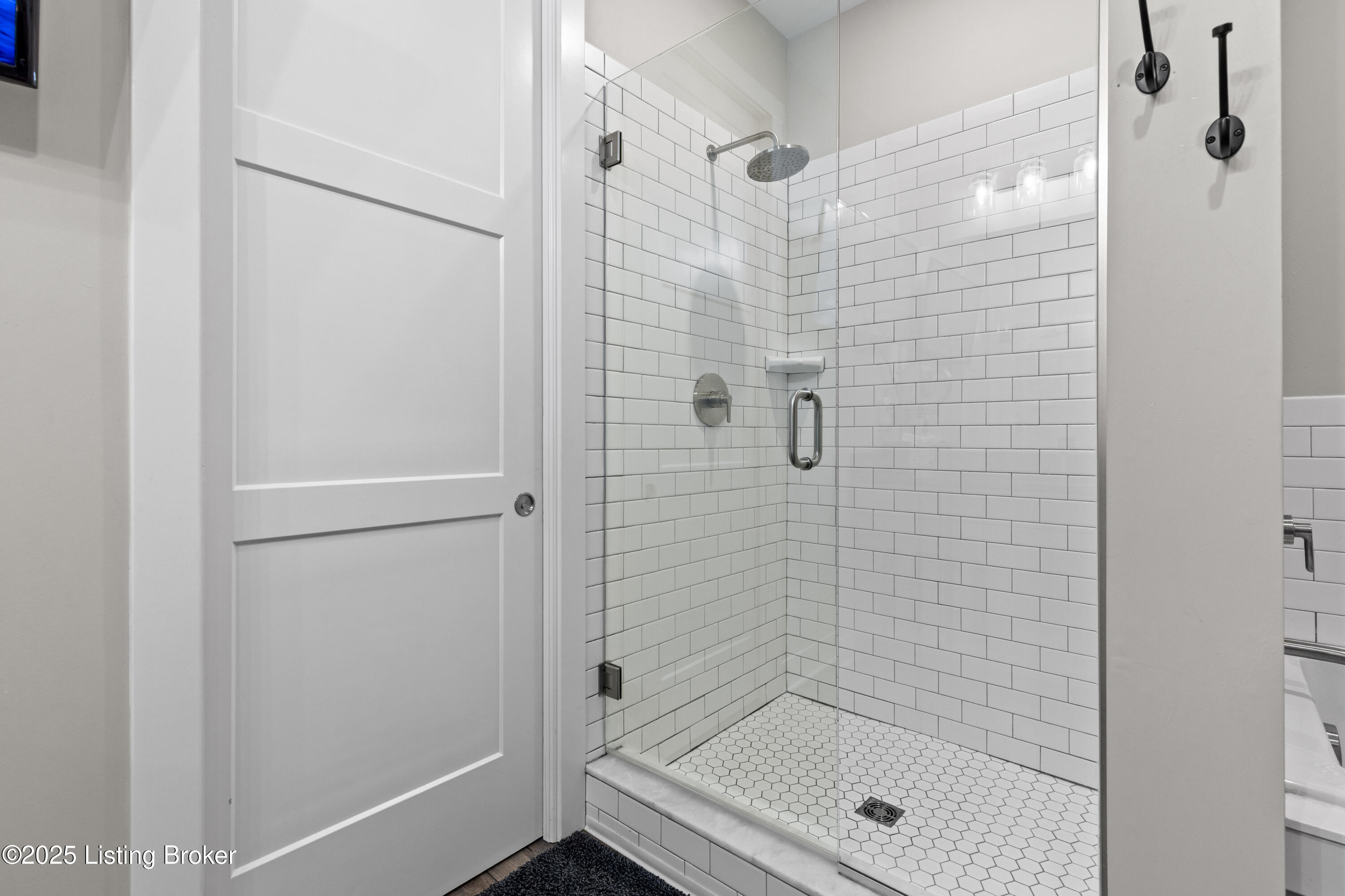 210 Mulberry St Property Photo 31