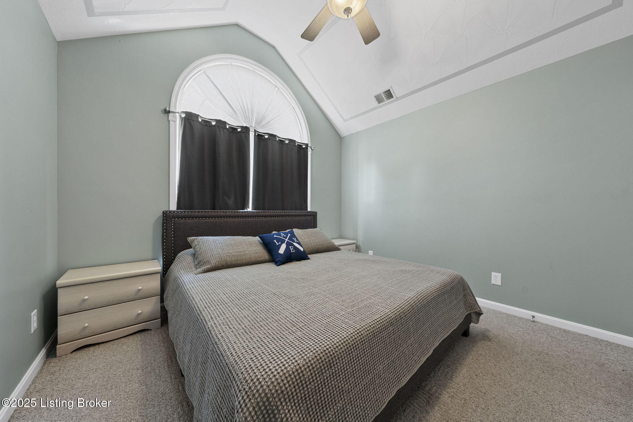 434 Jeanies Way Property Photo 13