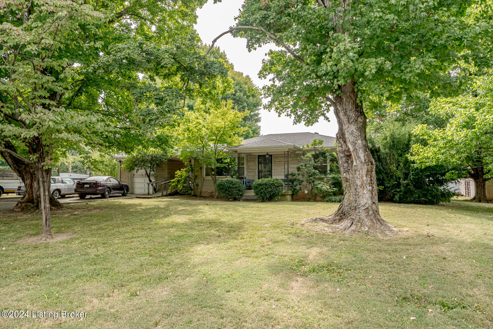 4626 Glen Rose Rd Property Photo 3