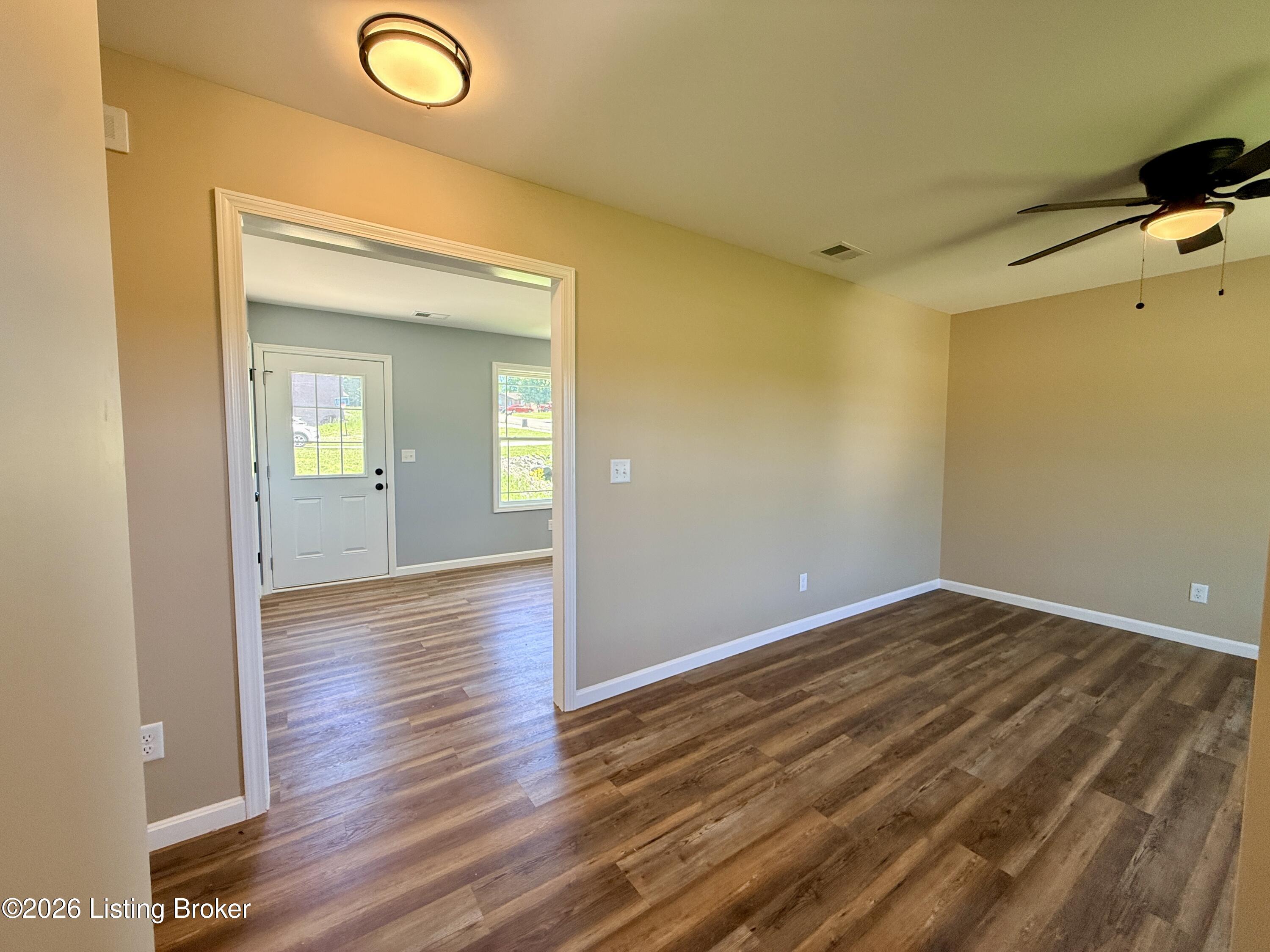 419 Susannah Ave Property Photo 4