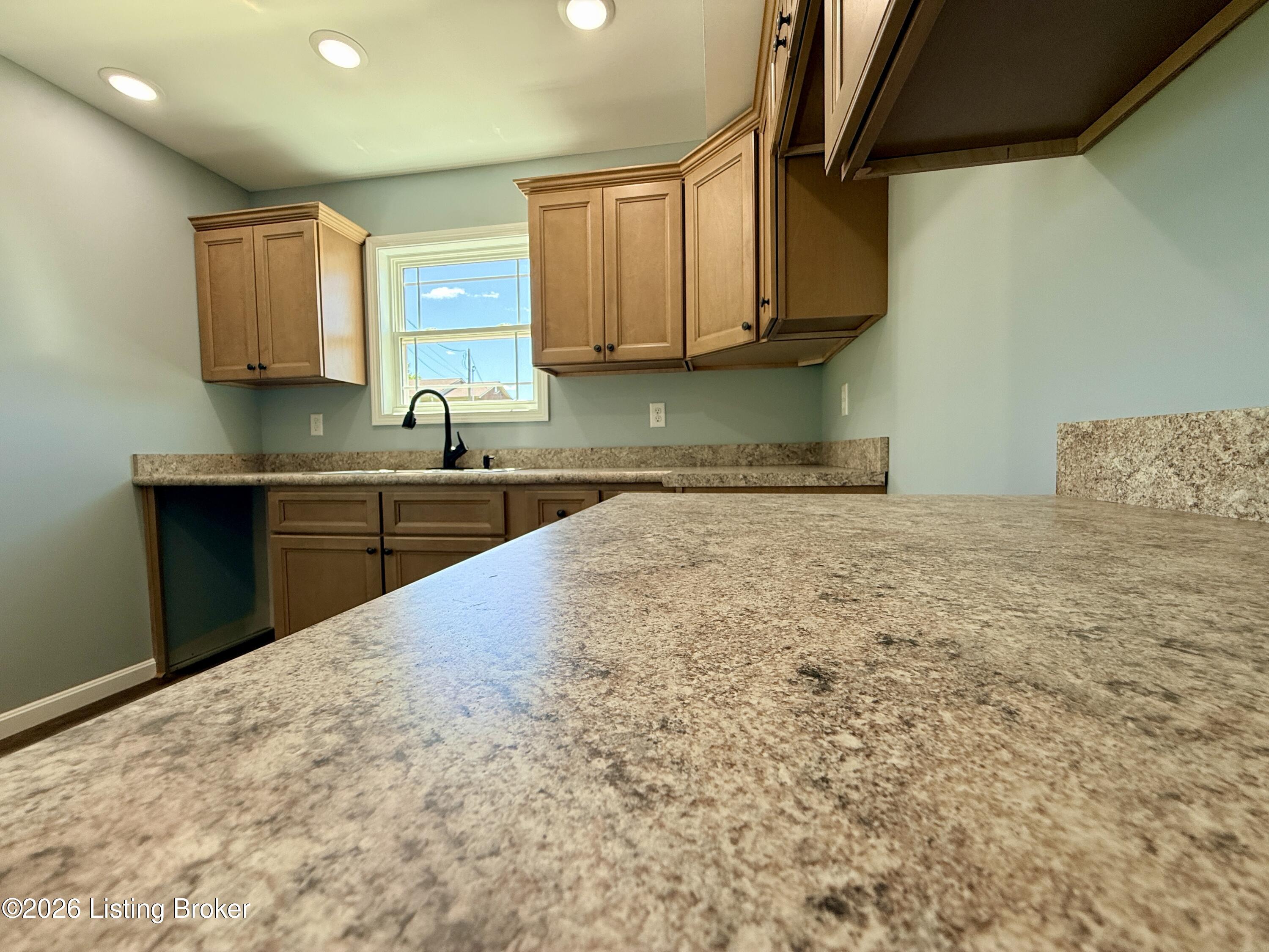419 Susannah Ave Property Photo 9
