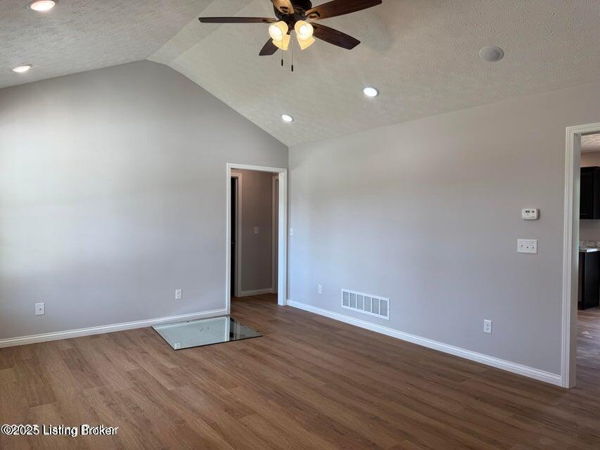 109 Kentucky Ave Property Photo 17