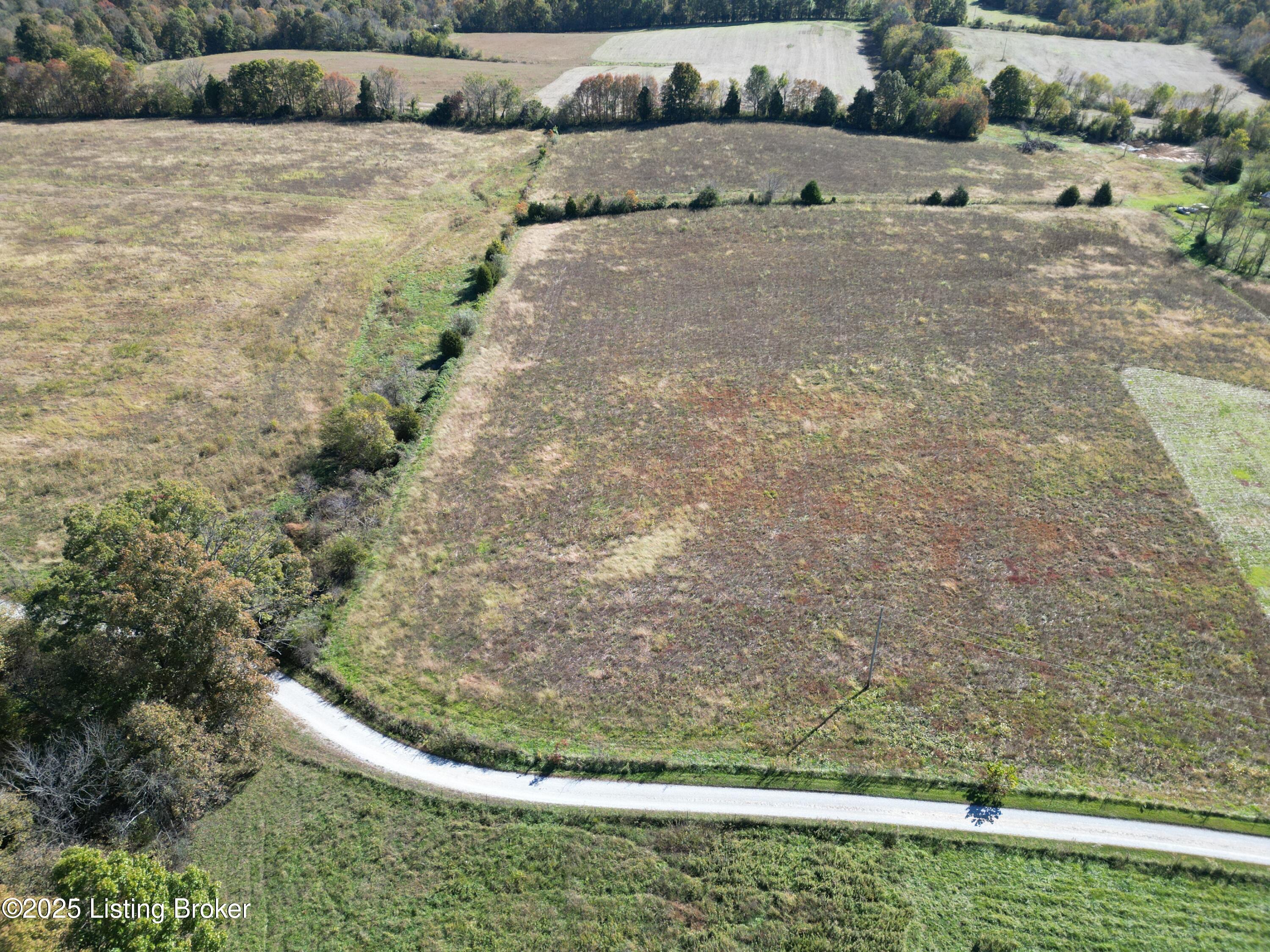 L4 1292 Panther Creek Rd Property Photo 2