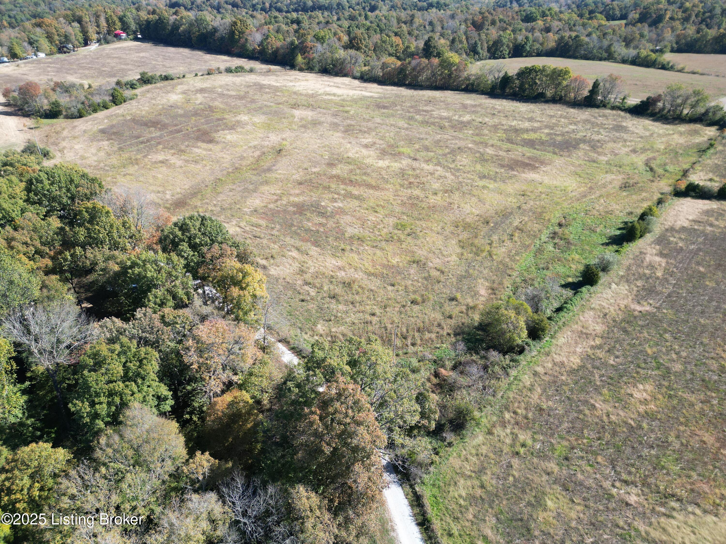 L5 1292 Panther Creek Rd Property Photo 2