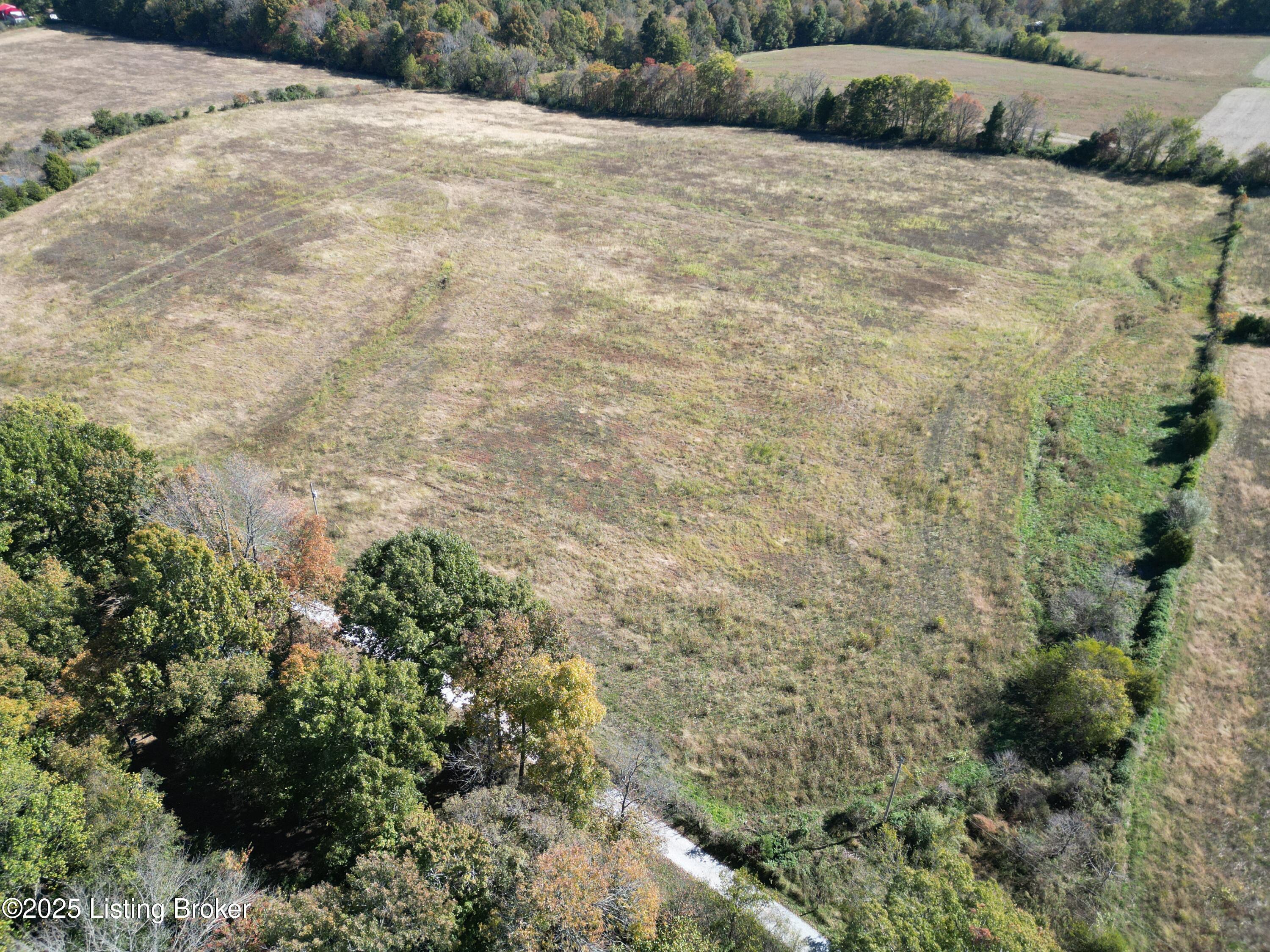 L5 1292 Panther Creek Rd Property Photo 3