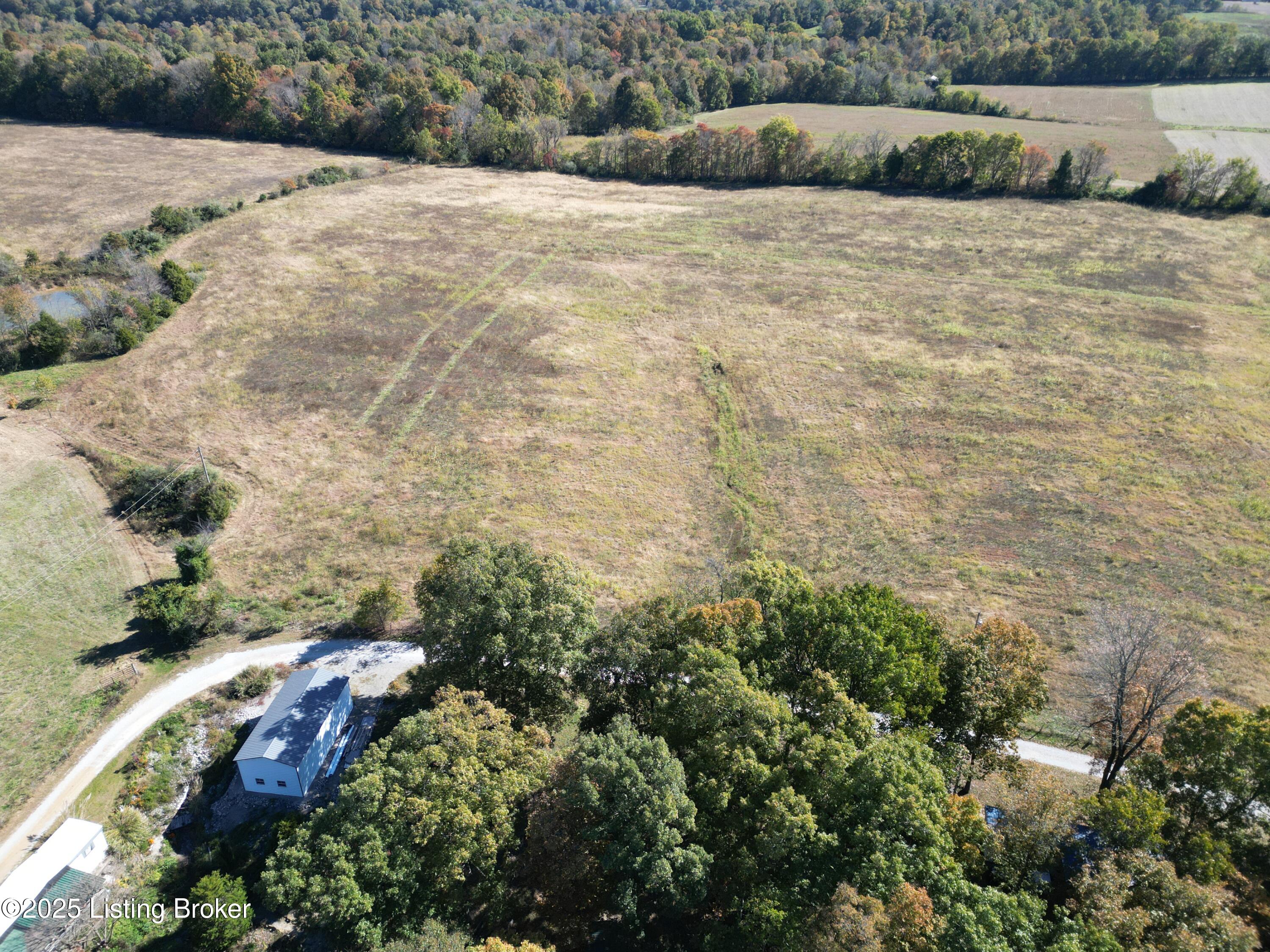 L6 1292 Panther Creek Rd Property Photo 3