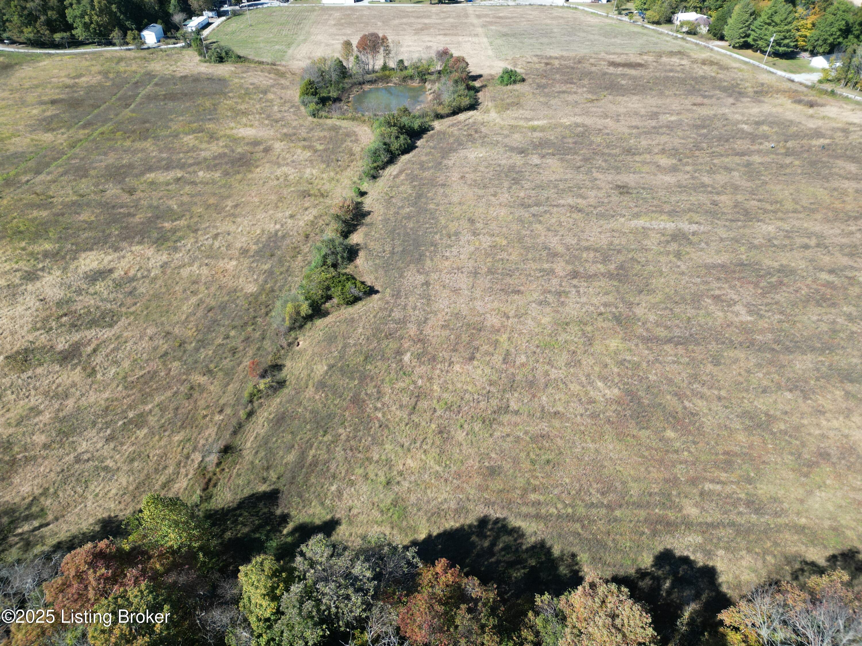 L17 1292 Panther Creek Rd Property Photo 2