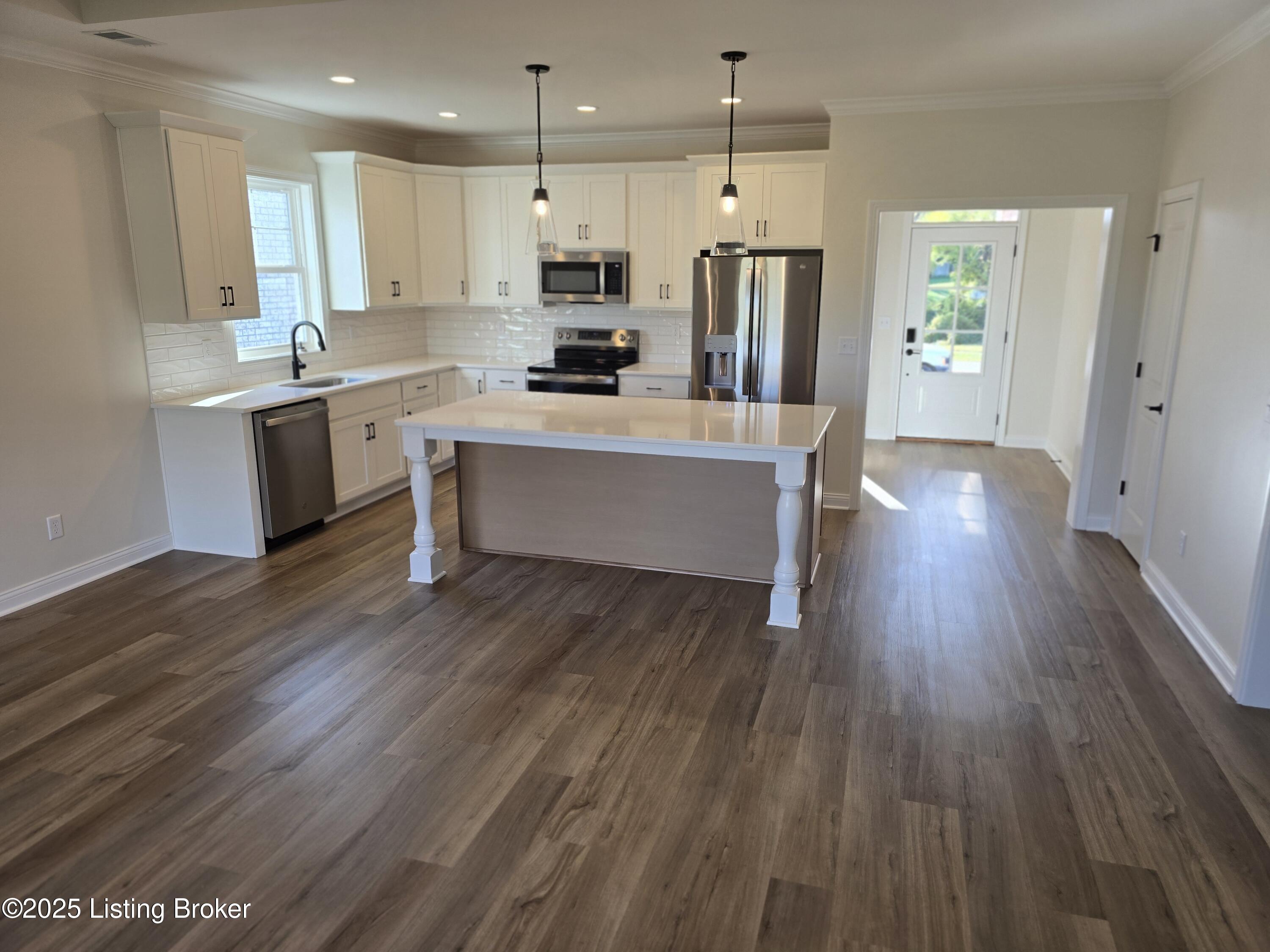 4427 Lochridge Pkwy Property Photo 1