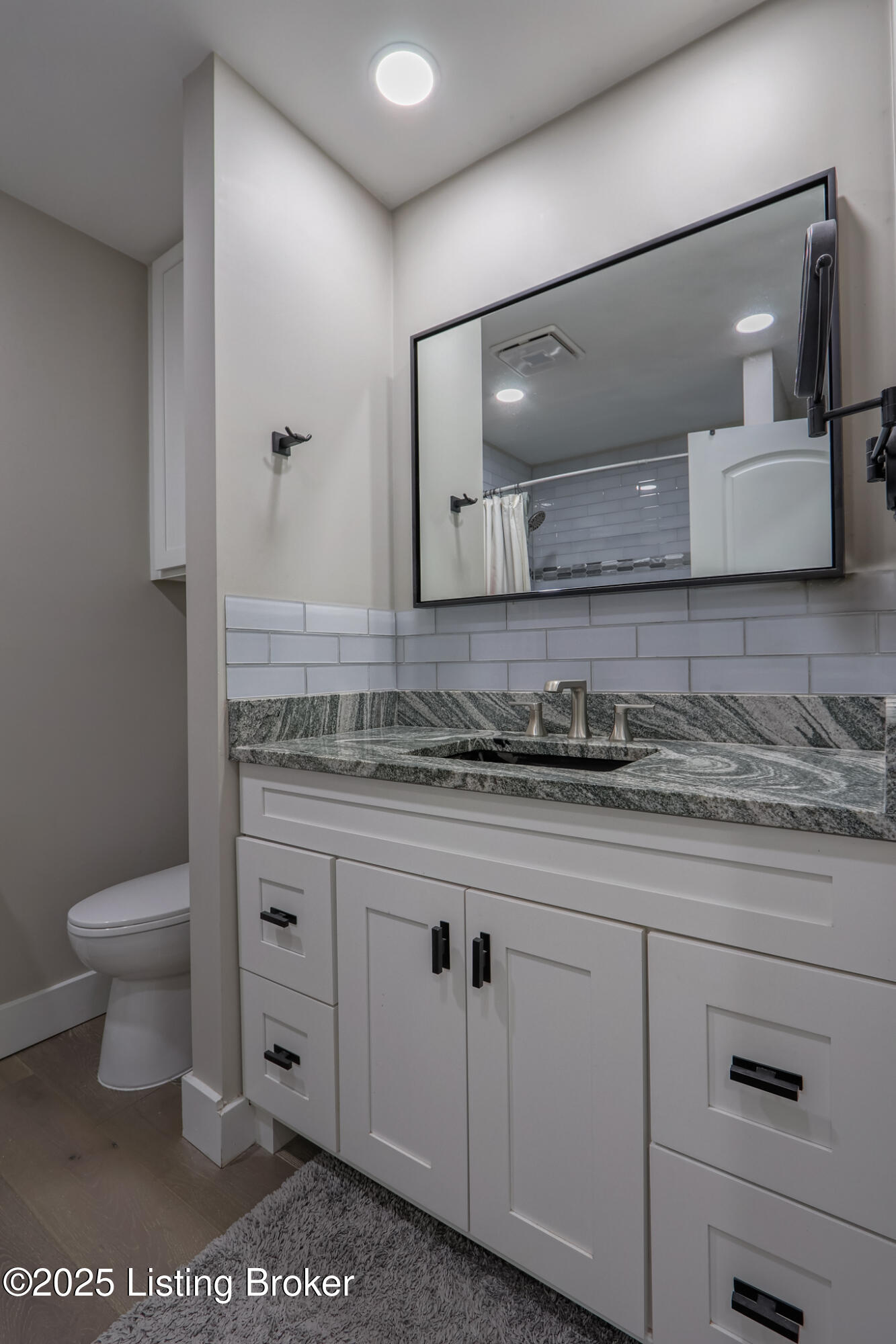 322 Fox Run Dr Property Photo 54