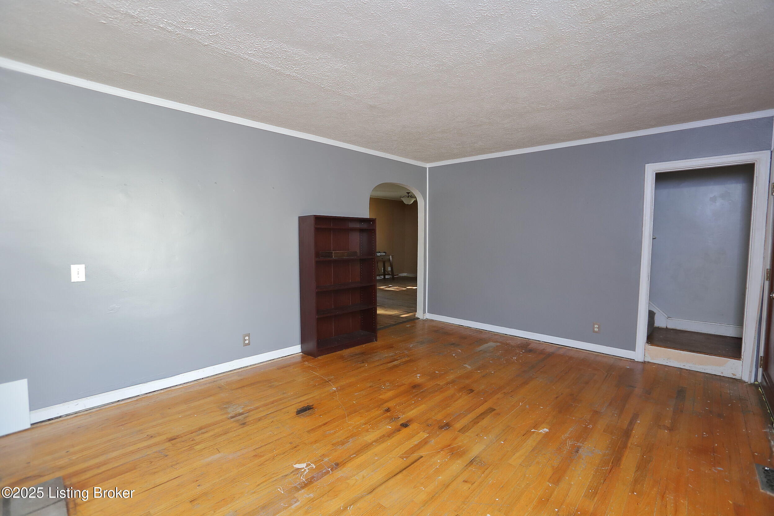 201 Virginia Ct Property Photo 7