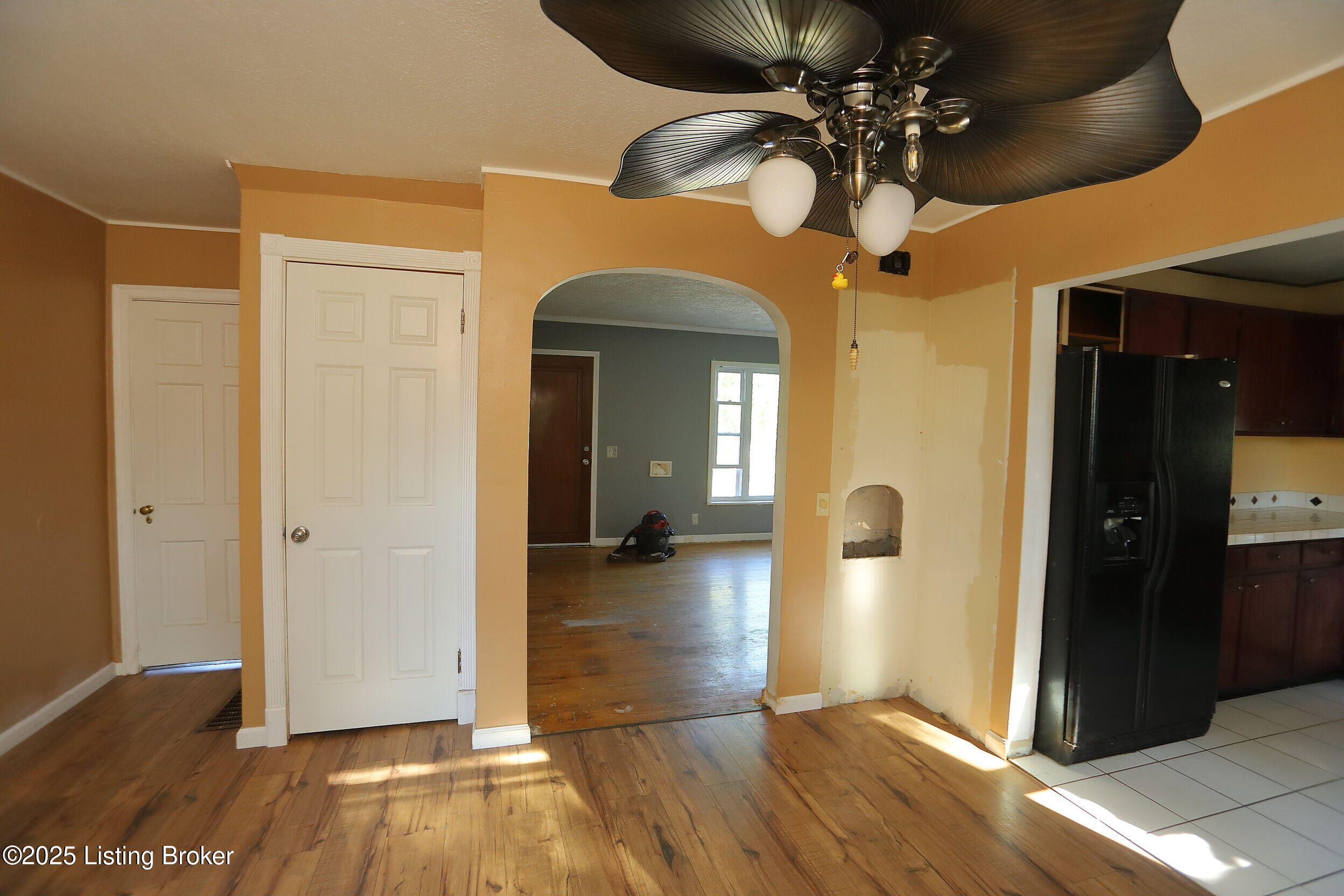 201 Virginia Ct Property Photo 15
