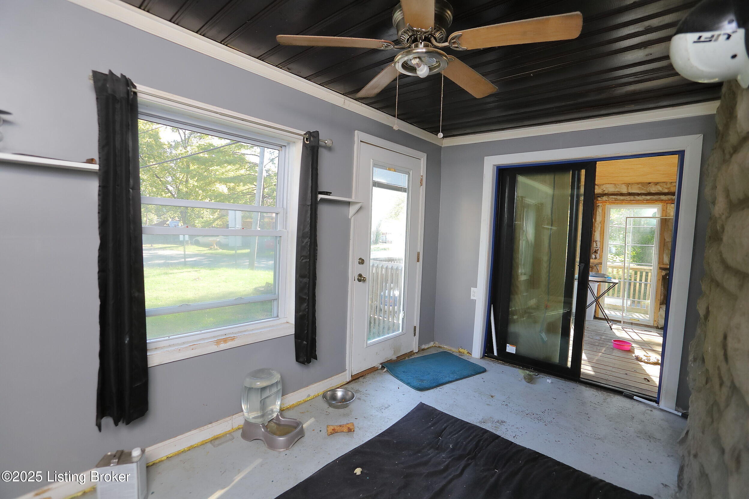 201 Virginia Ct Property Photo 41