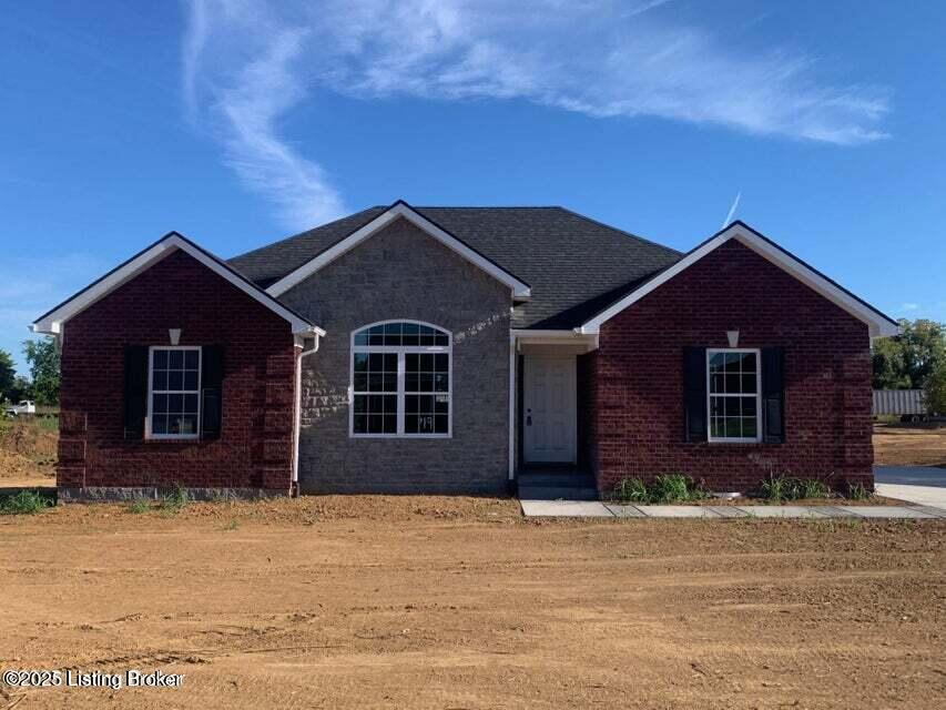 110 Flagstaff Dr Property Photo 1