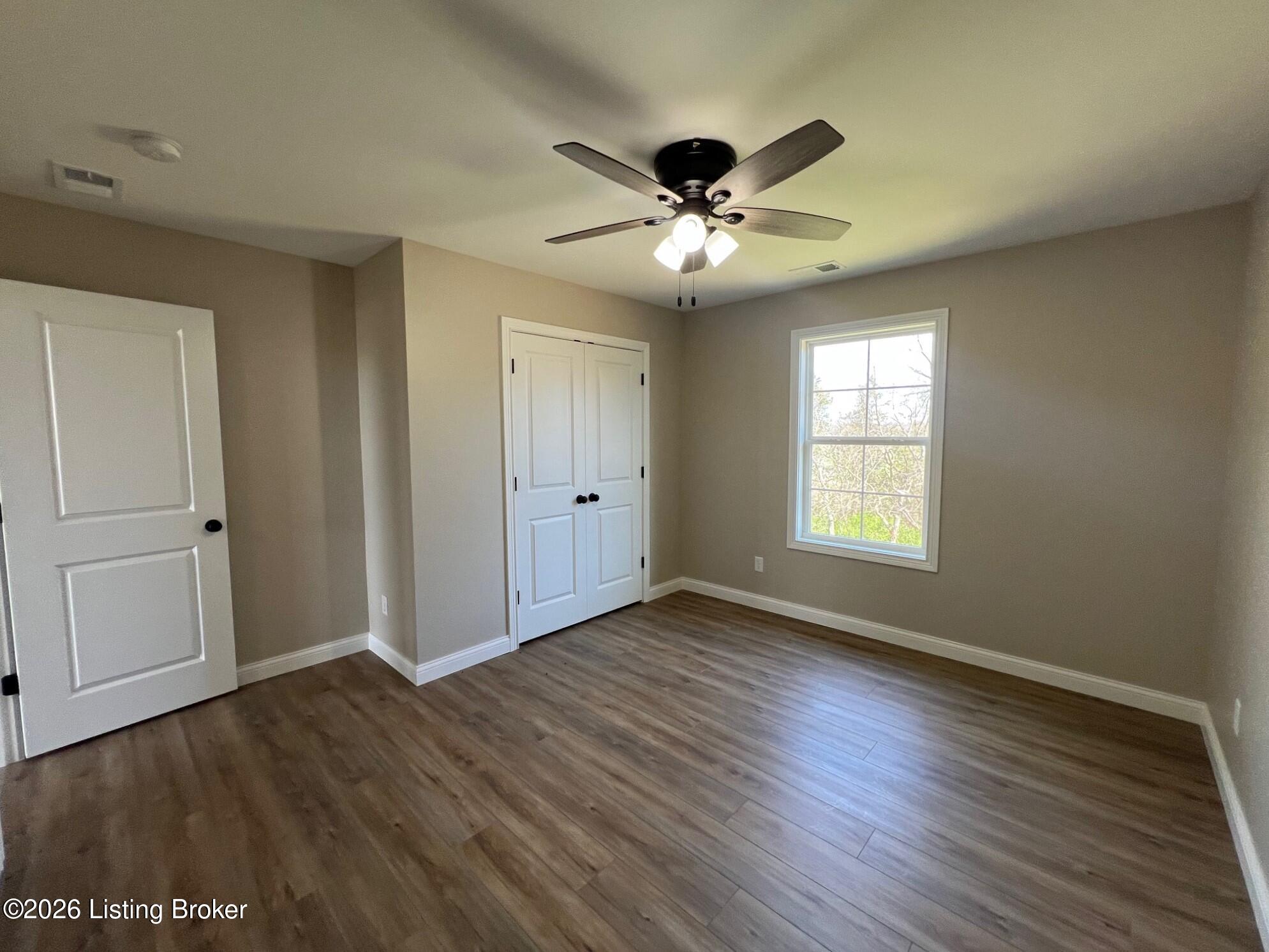 244 New Orleans Ct Property Photo 14