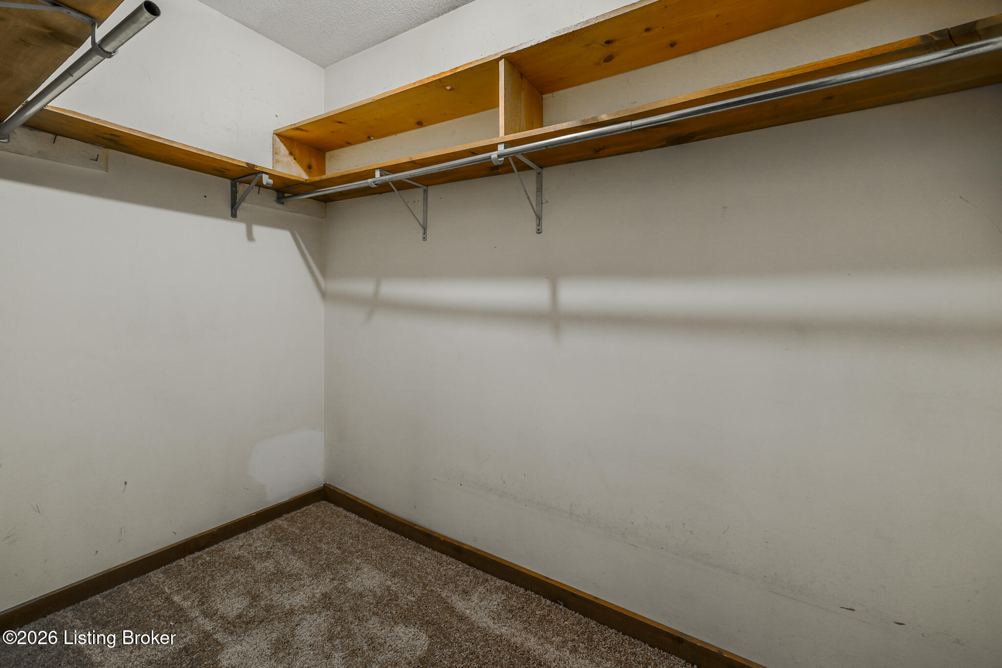 741 Middle Way Property Photo 41