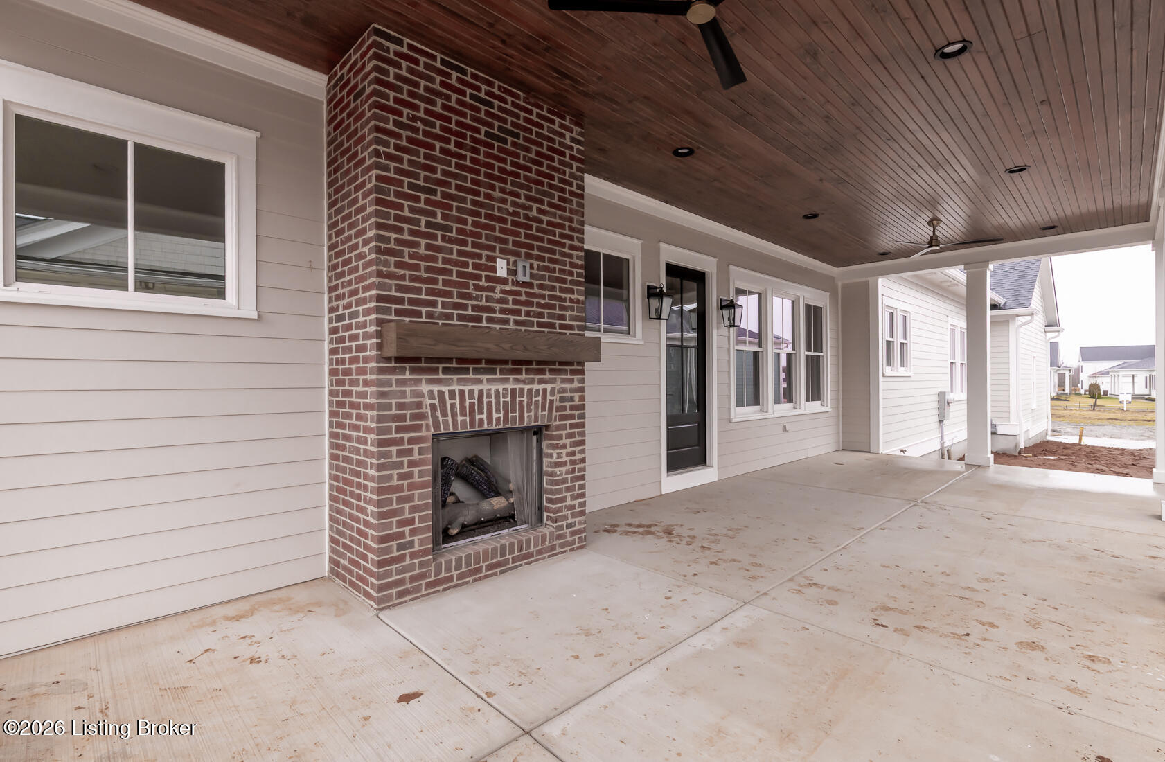 11614 Sweetflag Cir Property Photo 8