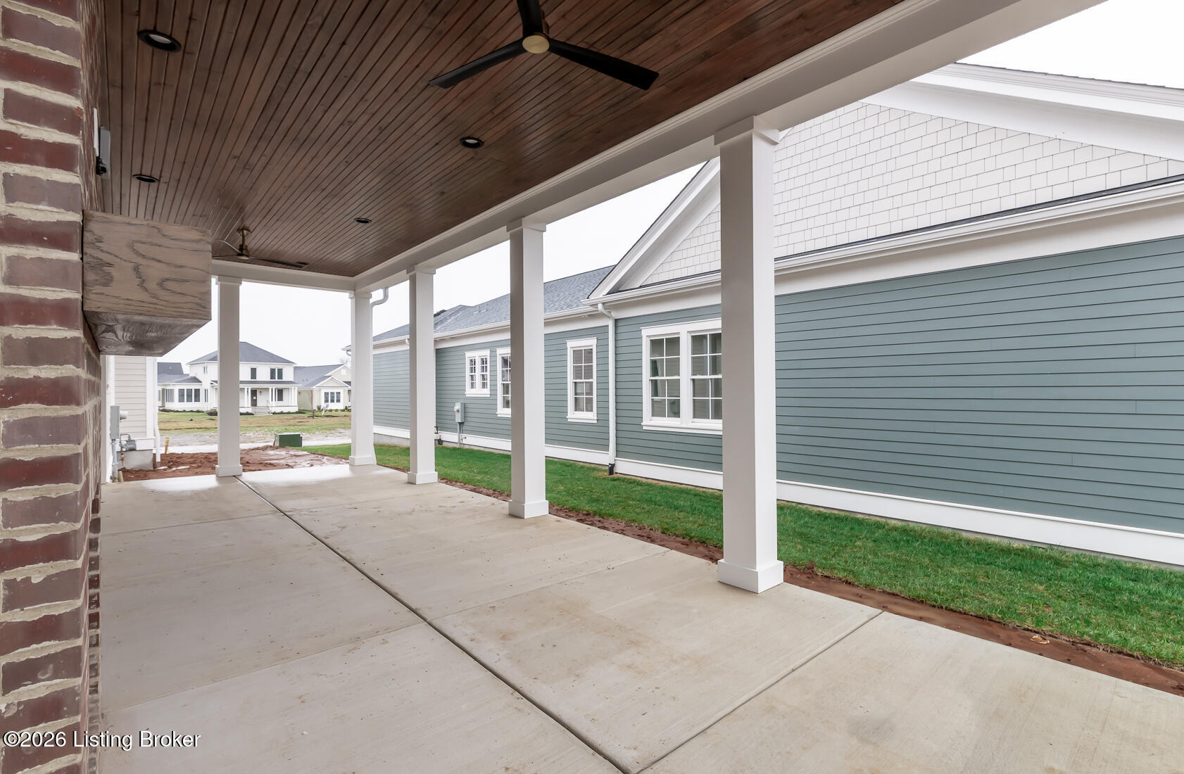11614 Sweetflag Cir Property Photo 9