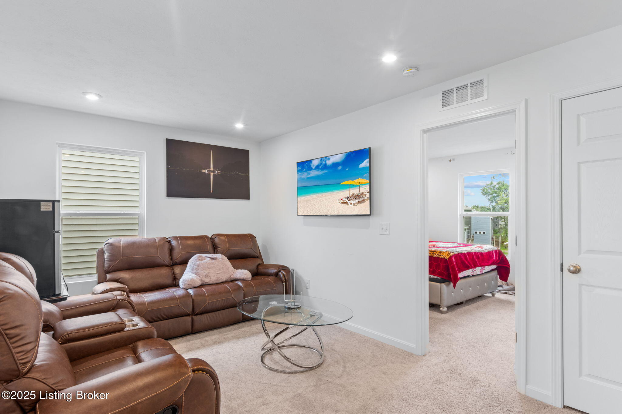 18076 Bridle Run Dr Property Photo 22