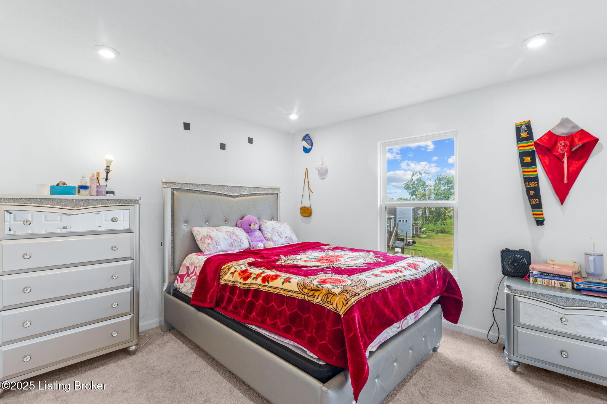 18076 Bridle Run Dr Property Photo 23