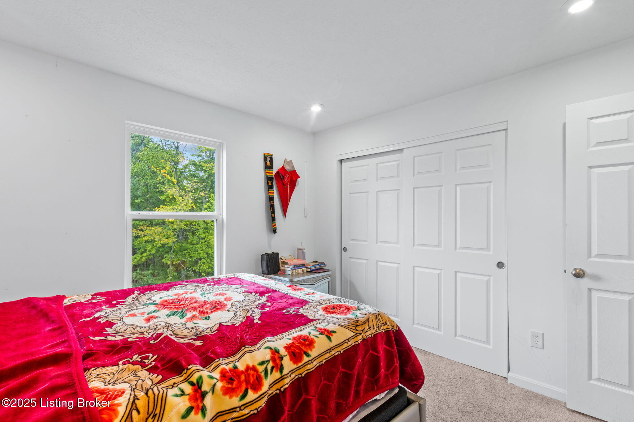 18076 Bridle Run Dr Property Photo 24