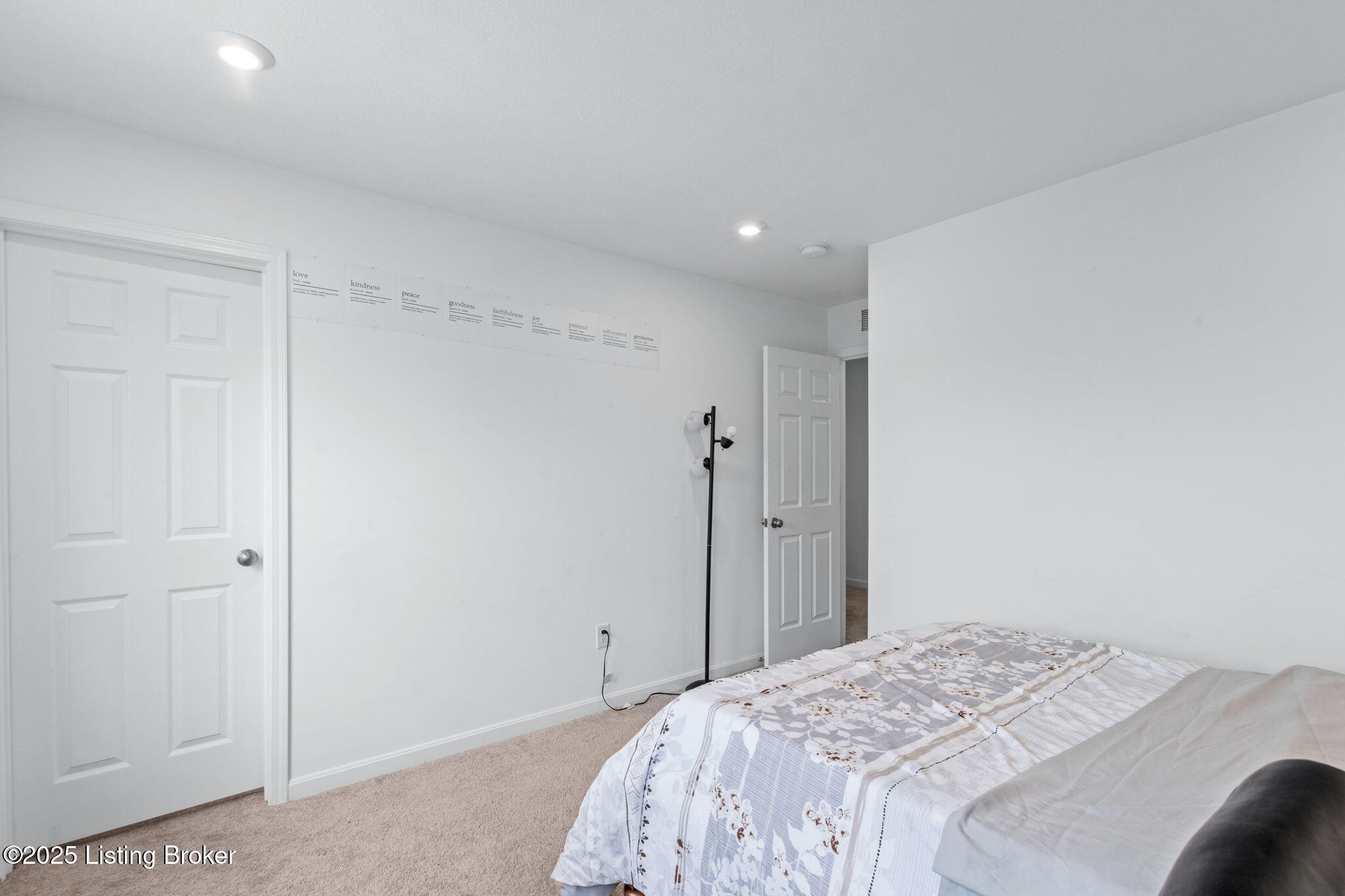 18076 Bridle Run Dr Property Photo 27