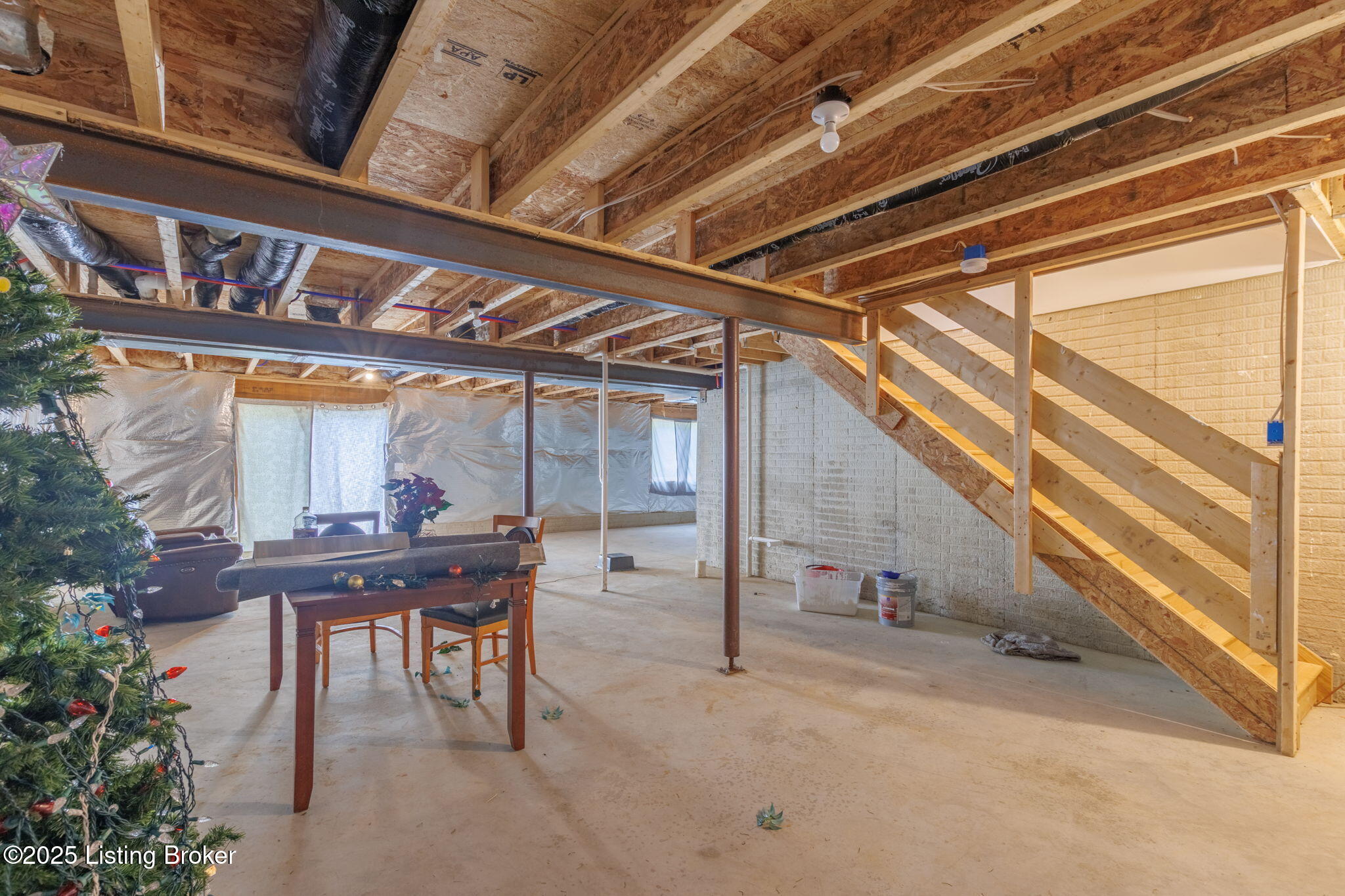 18076 Bridle Run Dr Property Photo 32