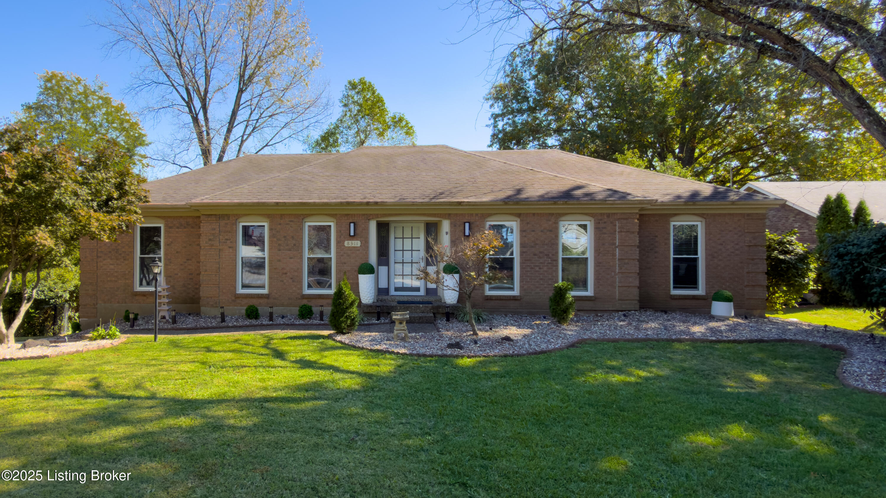 8311 Pine Grove Ct