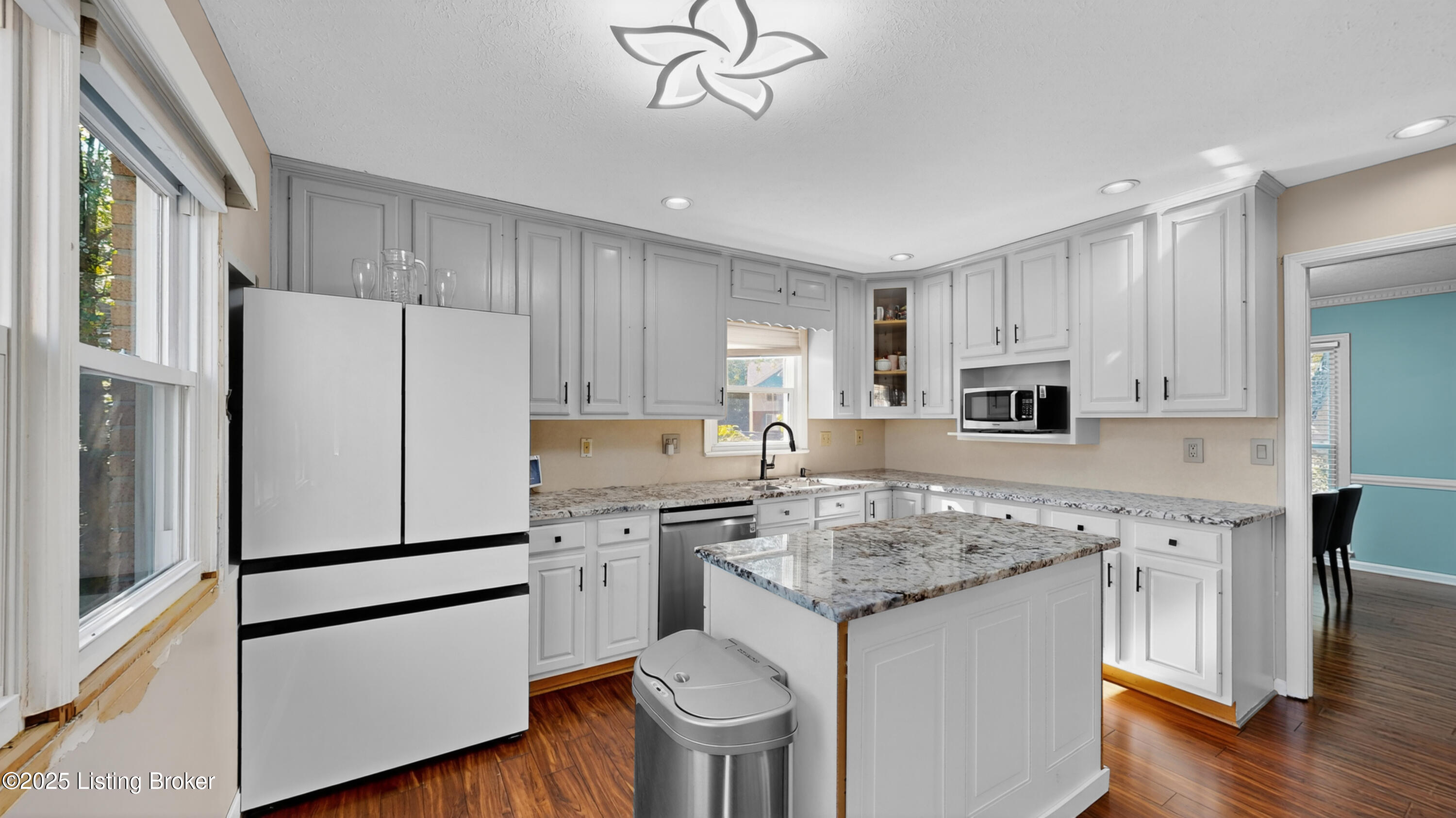 8311 Pine Grove Ct Property Photo 14