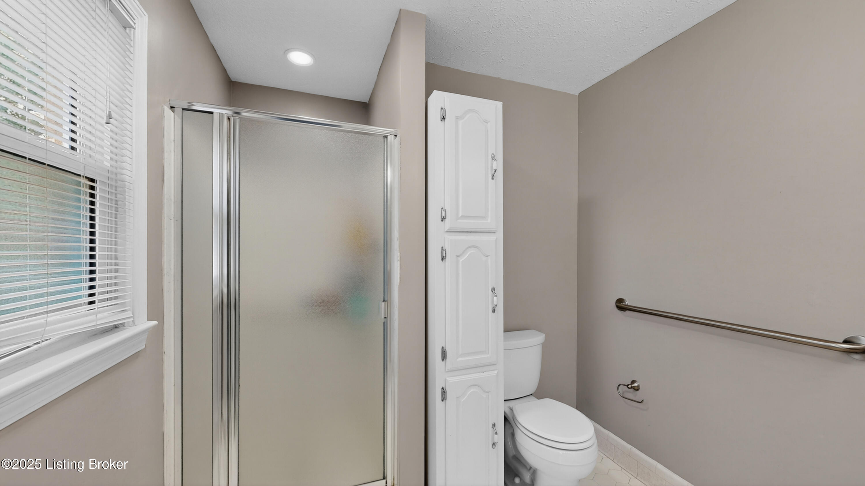 8311 Pine Grove Ct Property Photo 21
