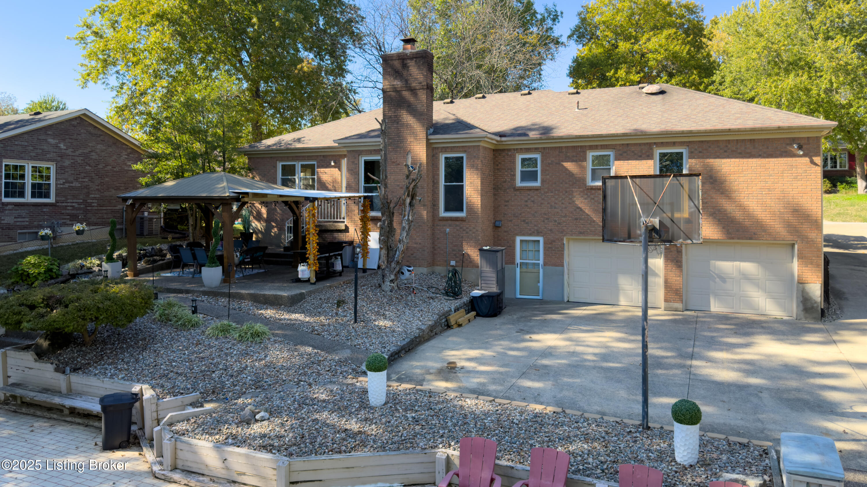 8311 Pine Grove Ct Property Photo 44