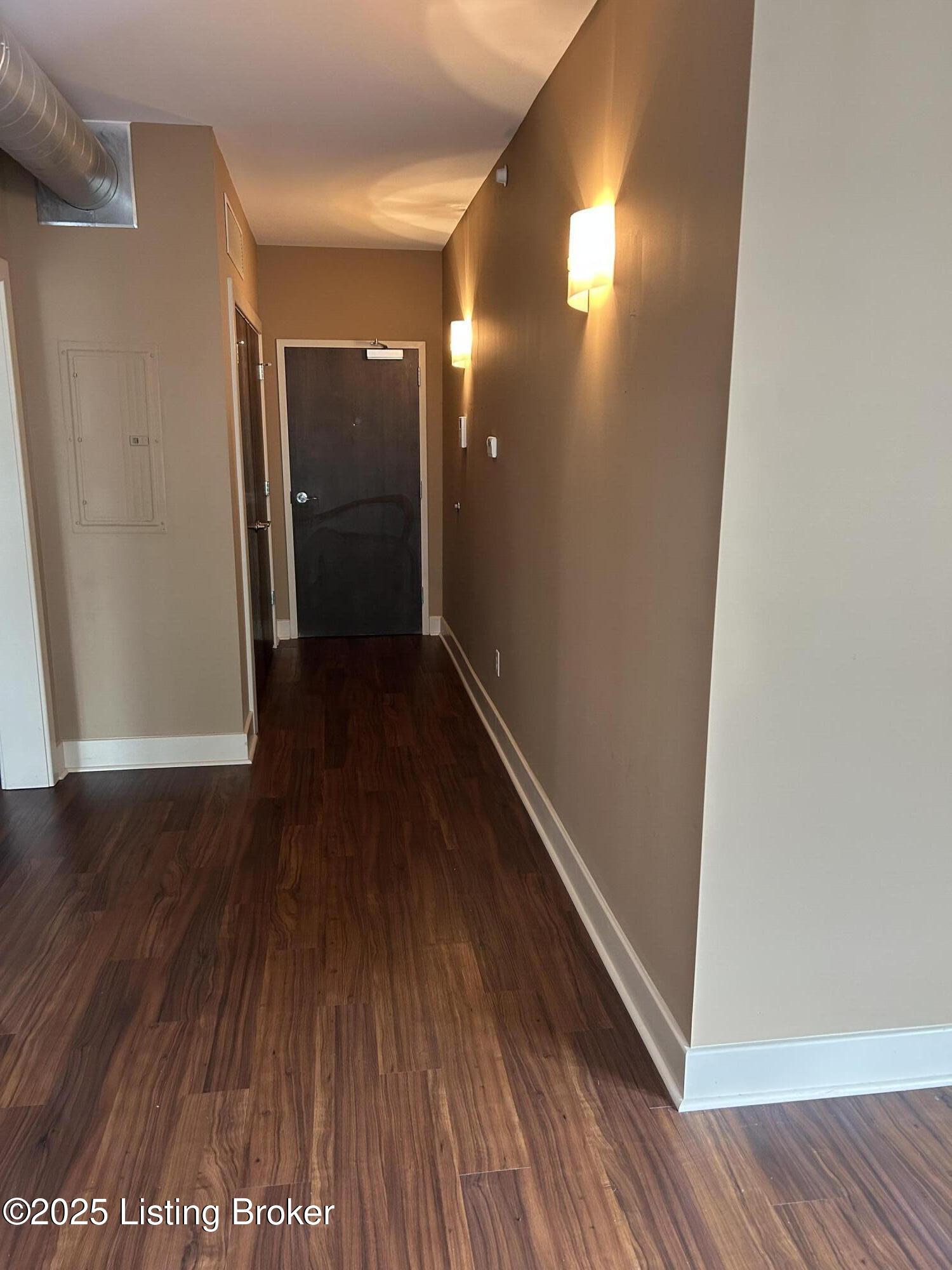 110 S Campbell St Unit 201 Property Photo 9
