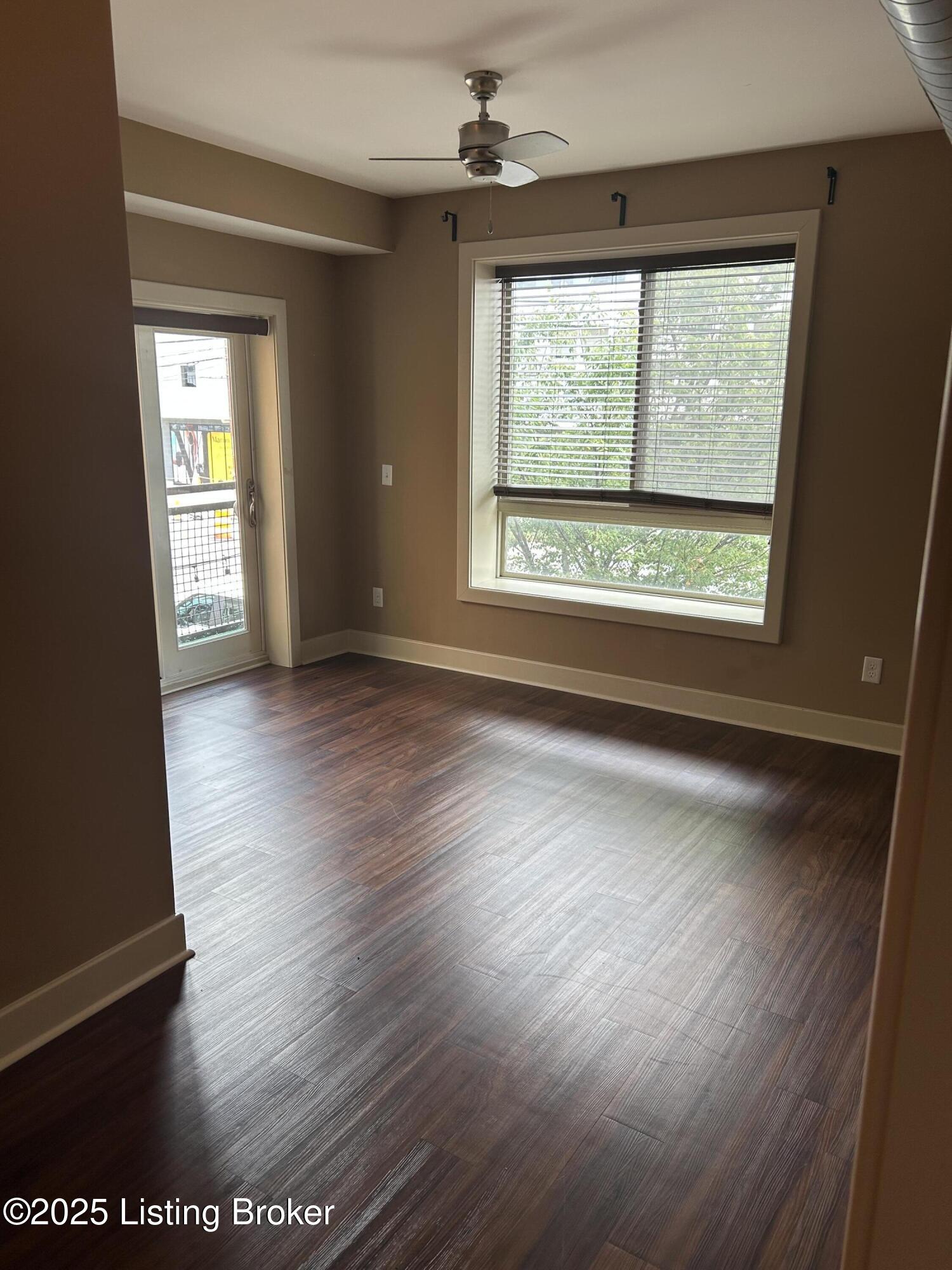 110 S Campbell St Unit 201 Property Photo 11