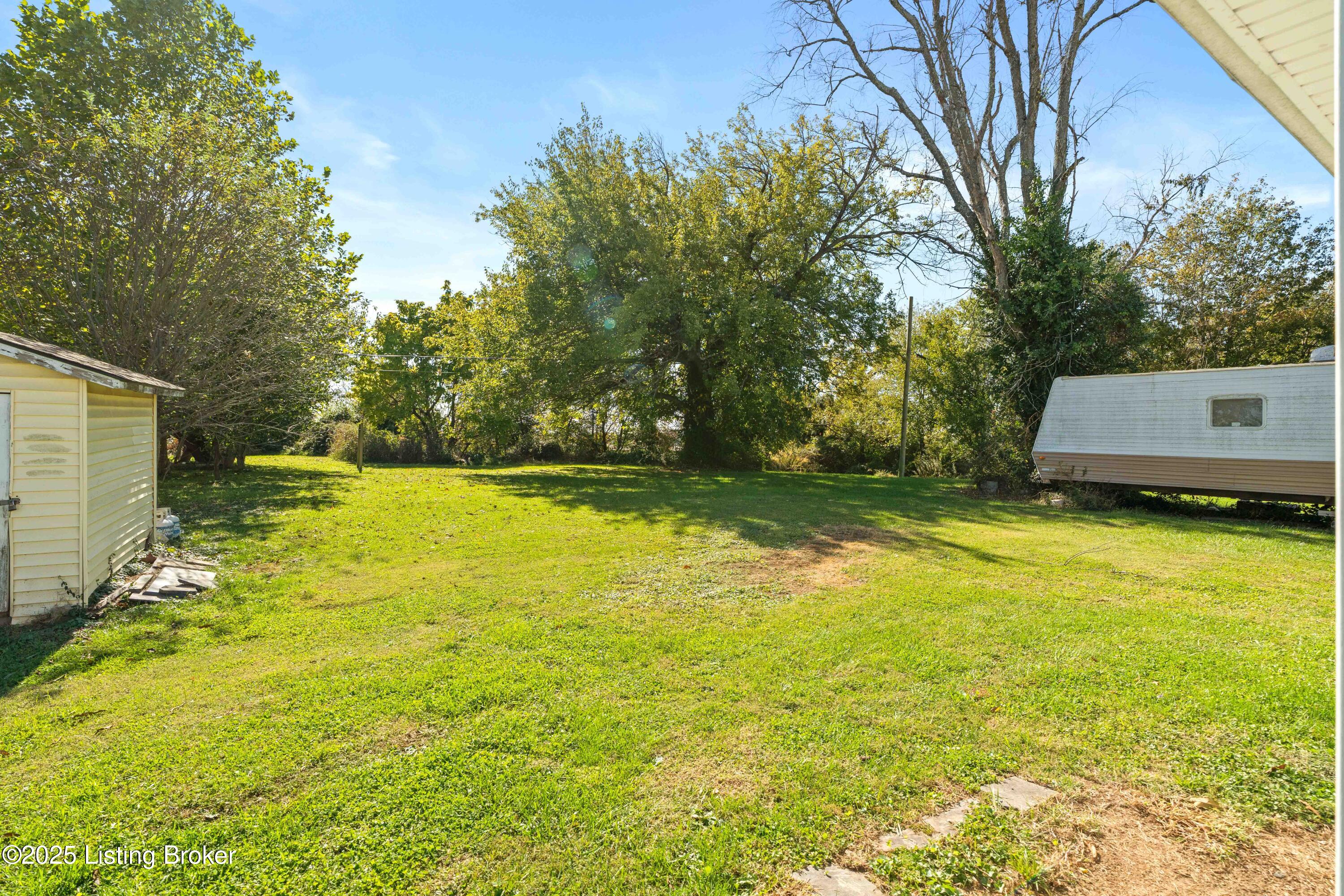 1610-a Lakeside Dr Property Photo 14